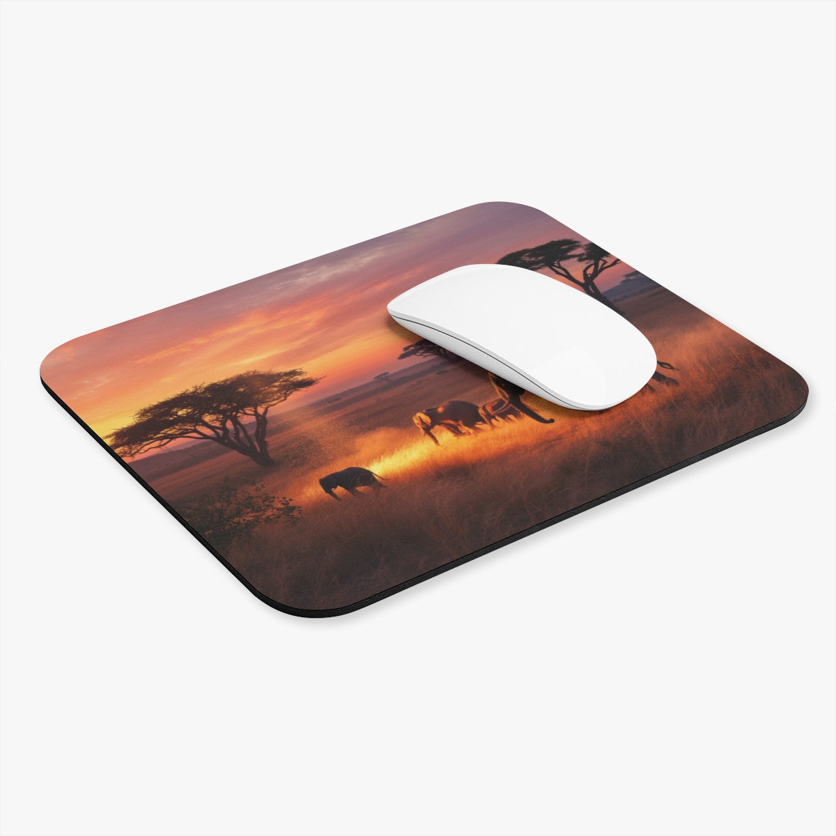 Tapis de souris 22x18 cm – Éléphants dans la Savane au Coucher du Soleil – Scène d’Afrique Majestueuse