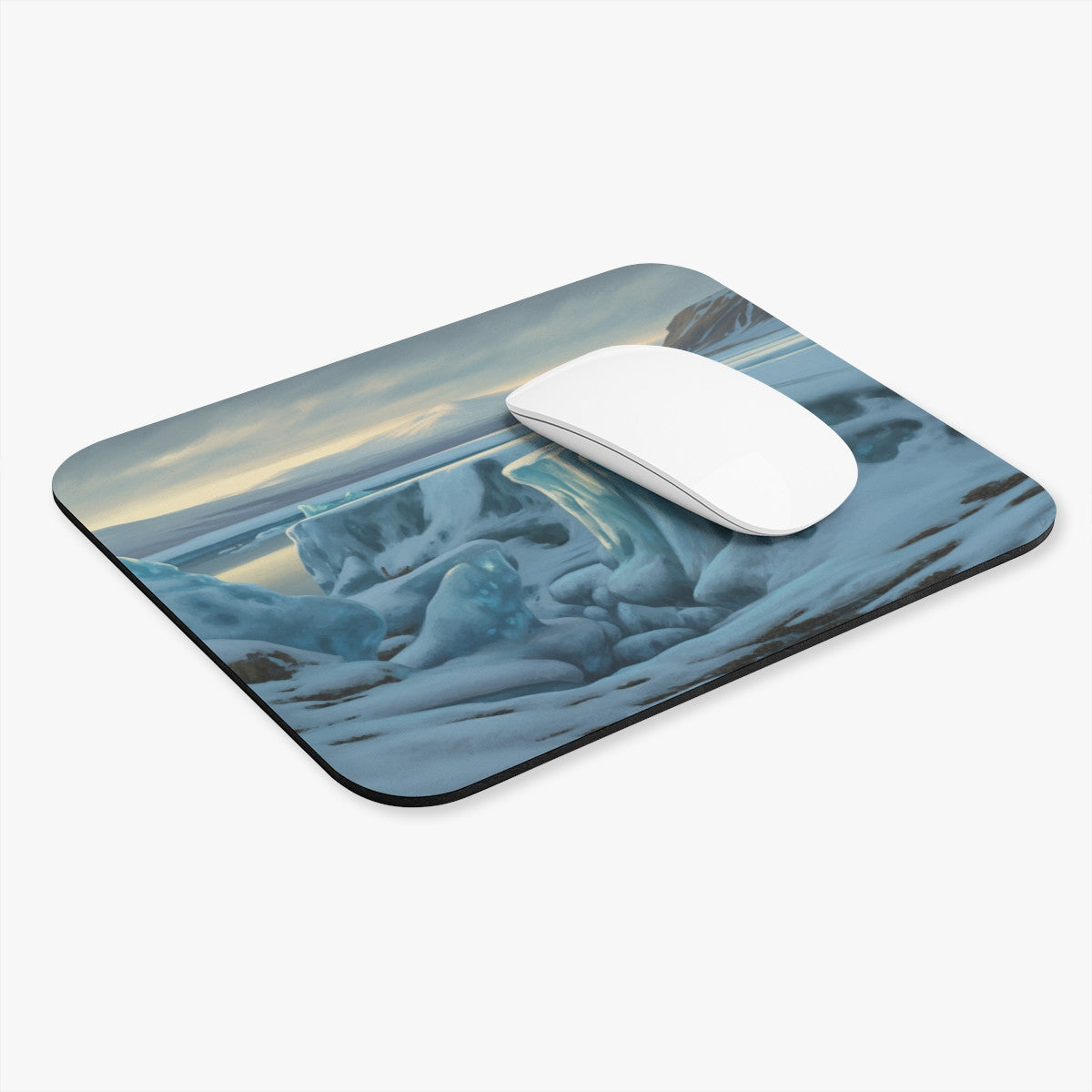 Tapis de souris 22x18 cm – Renard Arctique sur la Banquise – Nature Boréale & Sérénité Glacée – Beauté Sauvage