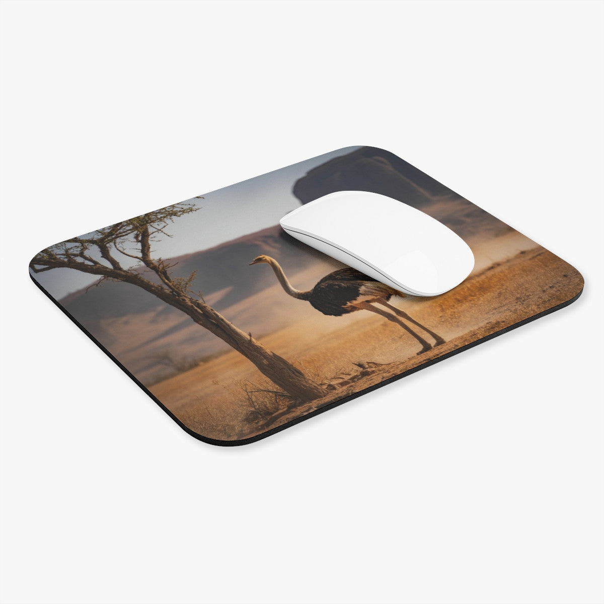 Tapis de souris 22x18 cm – Autruche dans la Savane – Ambiance Désert Africain & Lumière Dorée – Nature Sauvage