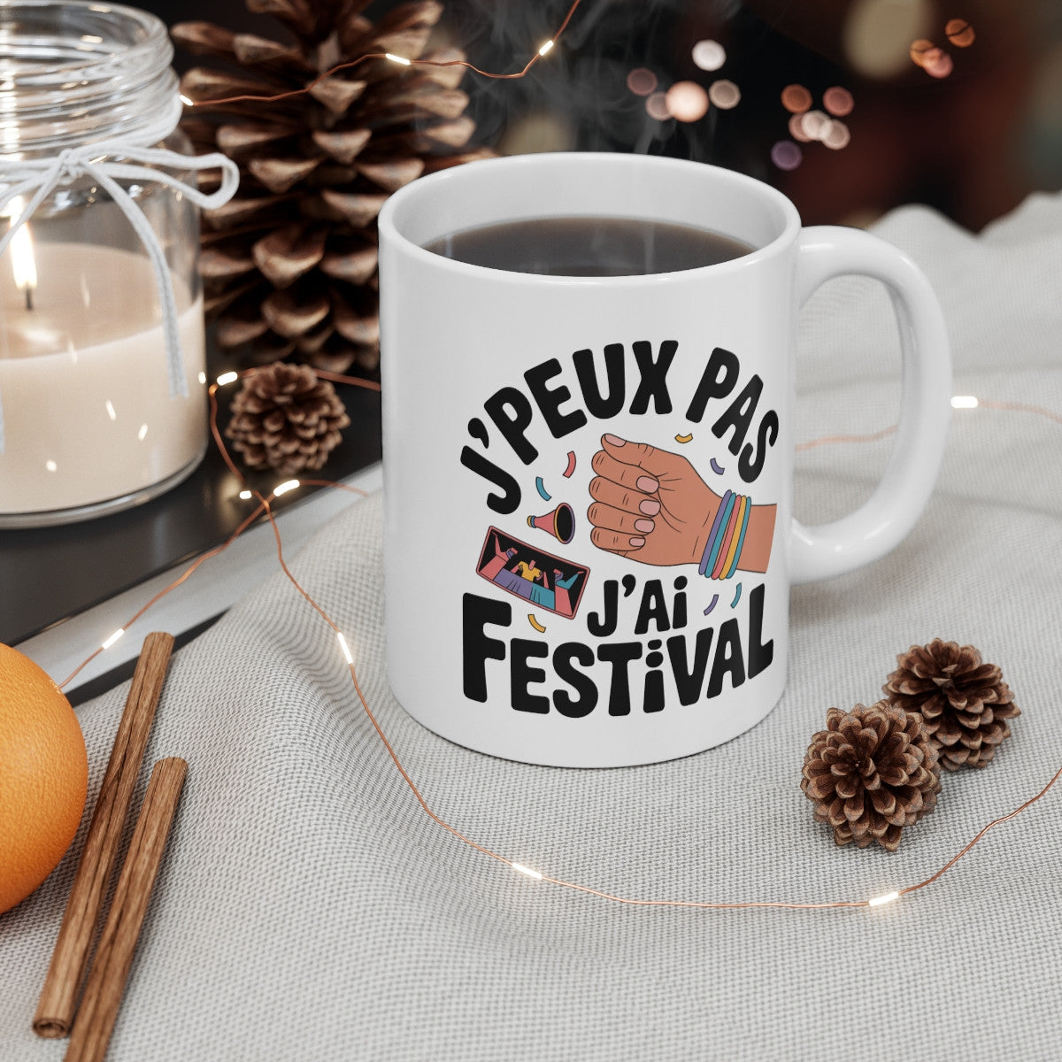 Mug Festival J’peux pas j’ai festival – Illustration Ambiance Concert – Tasse Céramique 325ml