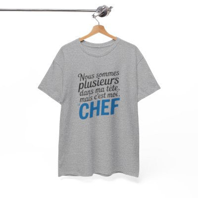 T-shirt Humour Nous Sommes Plusieurs Dans Ma Tête Mais C’est Moi le Chef – Tee Shirt Drôle Citation Unisexe Blanc Gris Sport