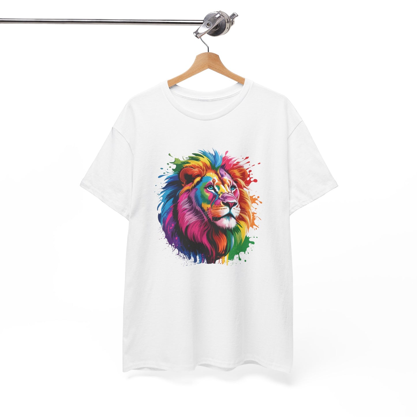 T-Shirt Lion Multicolore Style Peinture – Tee Shirt Animal Sauvage Artistique – Cadeau Lion Coloré Tendance Noir Blanc Gris
