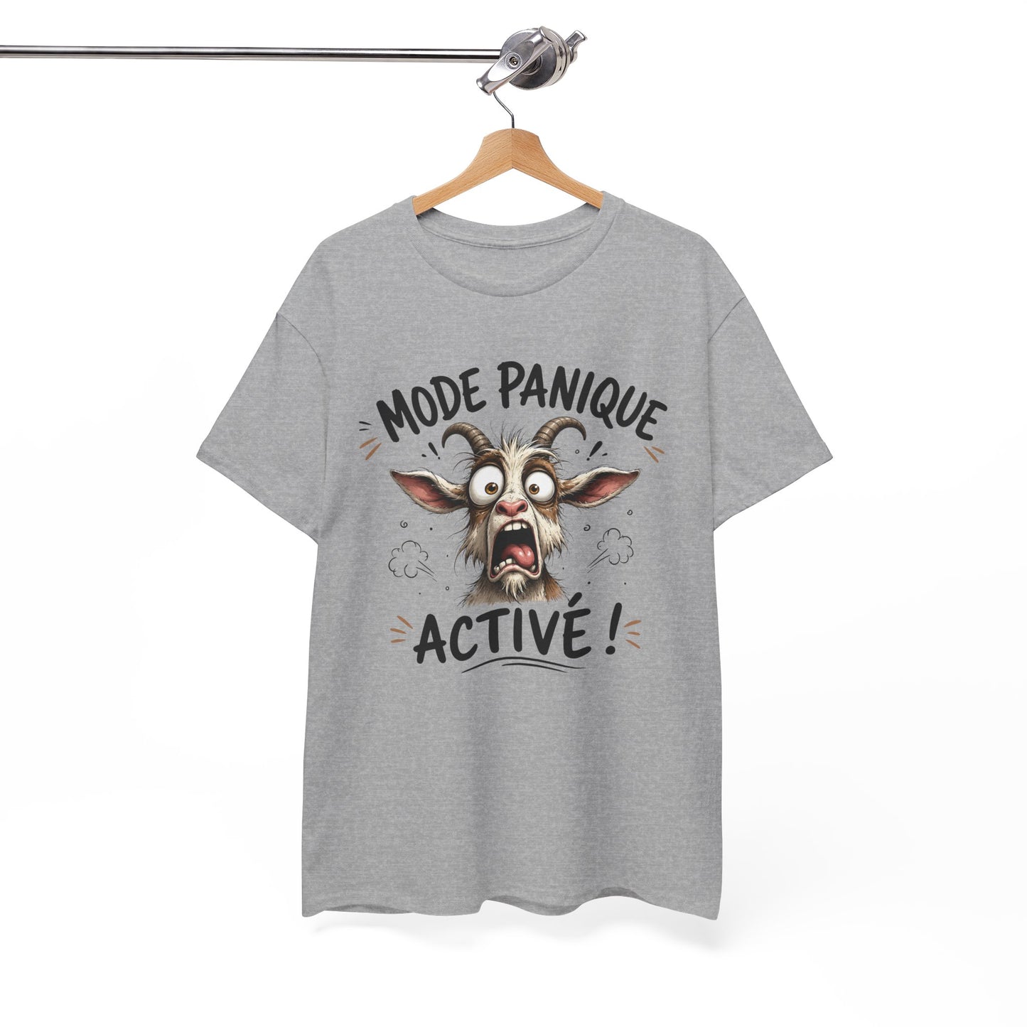 Tee-Shirt Mode Panique Activé – Chèvre Délirante Humour – Cadeau Drôle Homme Femme Adulte – Animal Rigolo et Citation Amusante