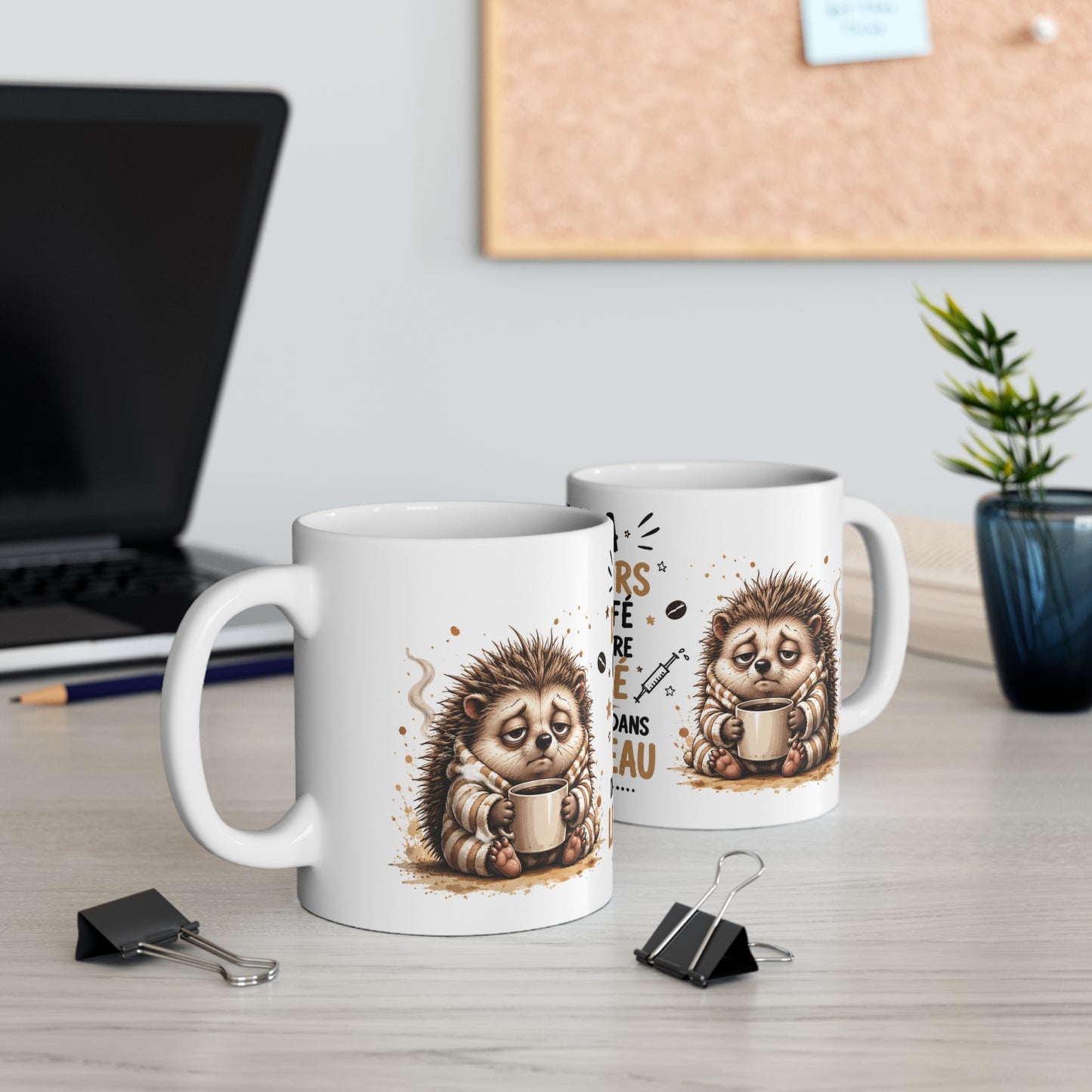 Tasse Il Y A Des Jours Où Le Café Devrait Être Injecté Directement Dans Le Cerveau – Mug Humour Café Hérisson 325ml