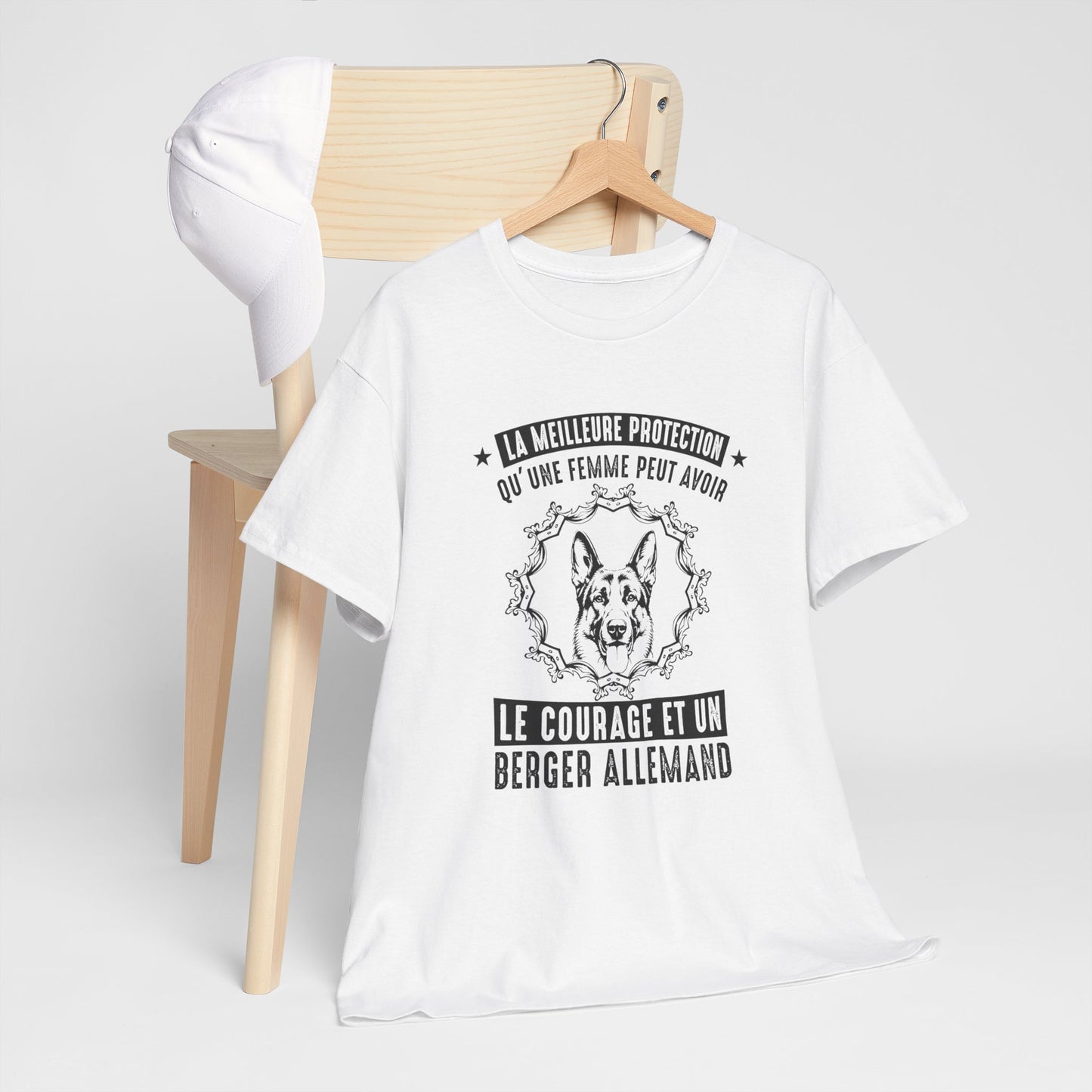 T-Shirt Berger Allemand Femme – Cadeau Amoureuse des Chiens – Chien Protecteur Courageux – Idée Cadeau Maîtresse Berger Allemand