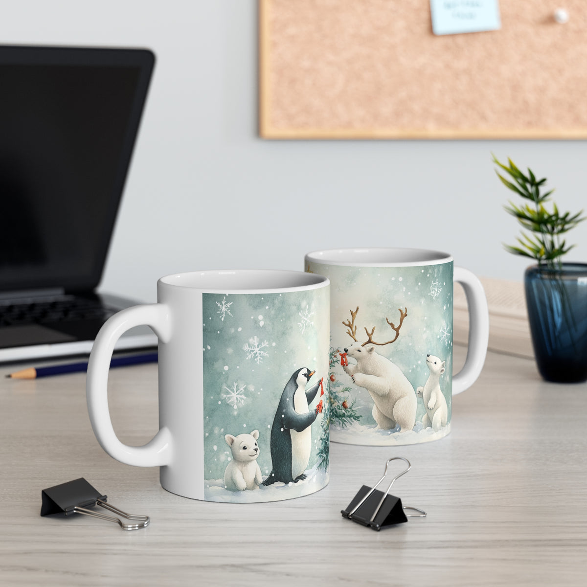 Mug Animaux de Noël autour du Sapin – Pingouin et Ours Polaires Style Aquarelle – Tasse Hiver Cadeau Noël Homme Femme