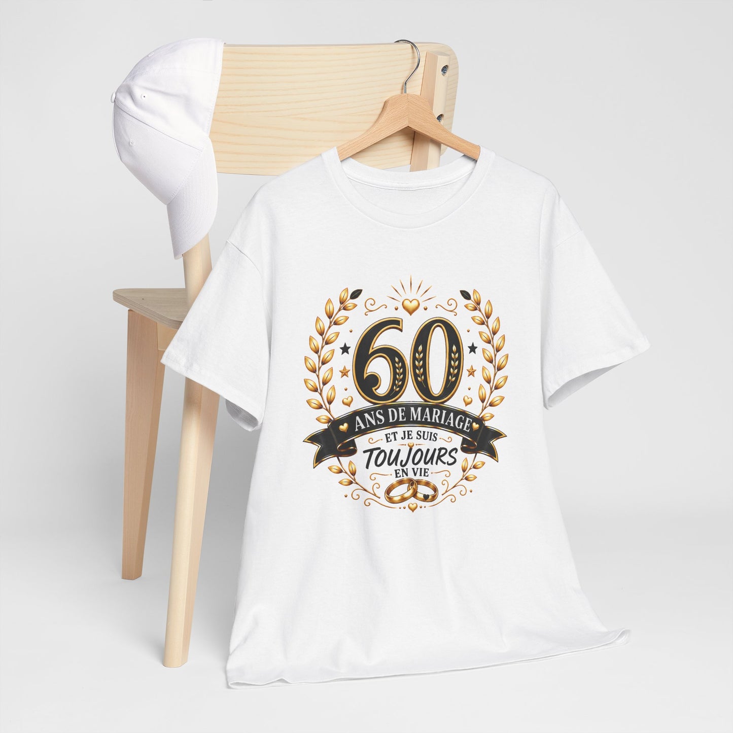 Tee Shirt 60 Ans de Mariage Homme Femme – Toujours en Vie – T-Shirt Humour Noces de Diamant Cadeau Anniversaire Couple