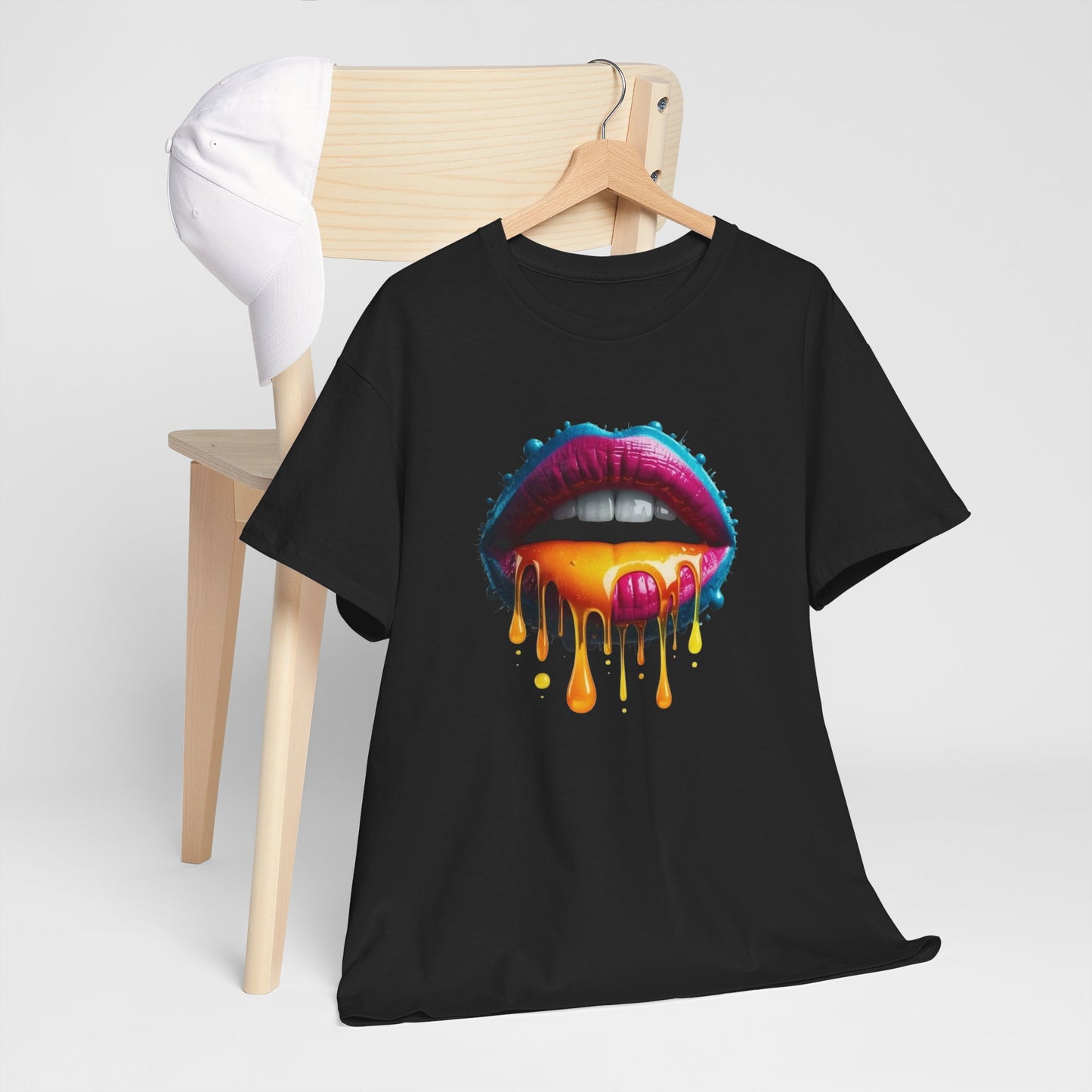 T-Shirt Lèvres Colorées Pop Art – Tee Shirt Bouche Dripping Moderne – Cadeau Tendance Streetwear Noir Blanc Gris