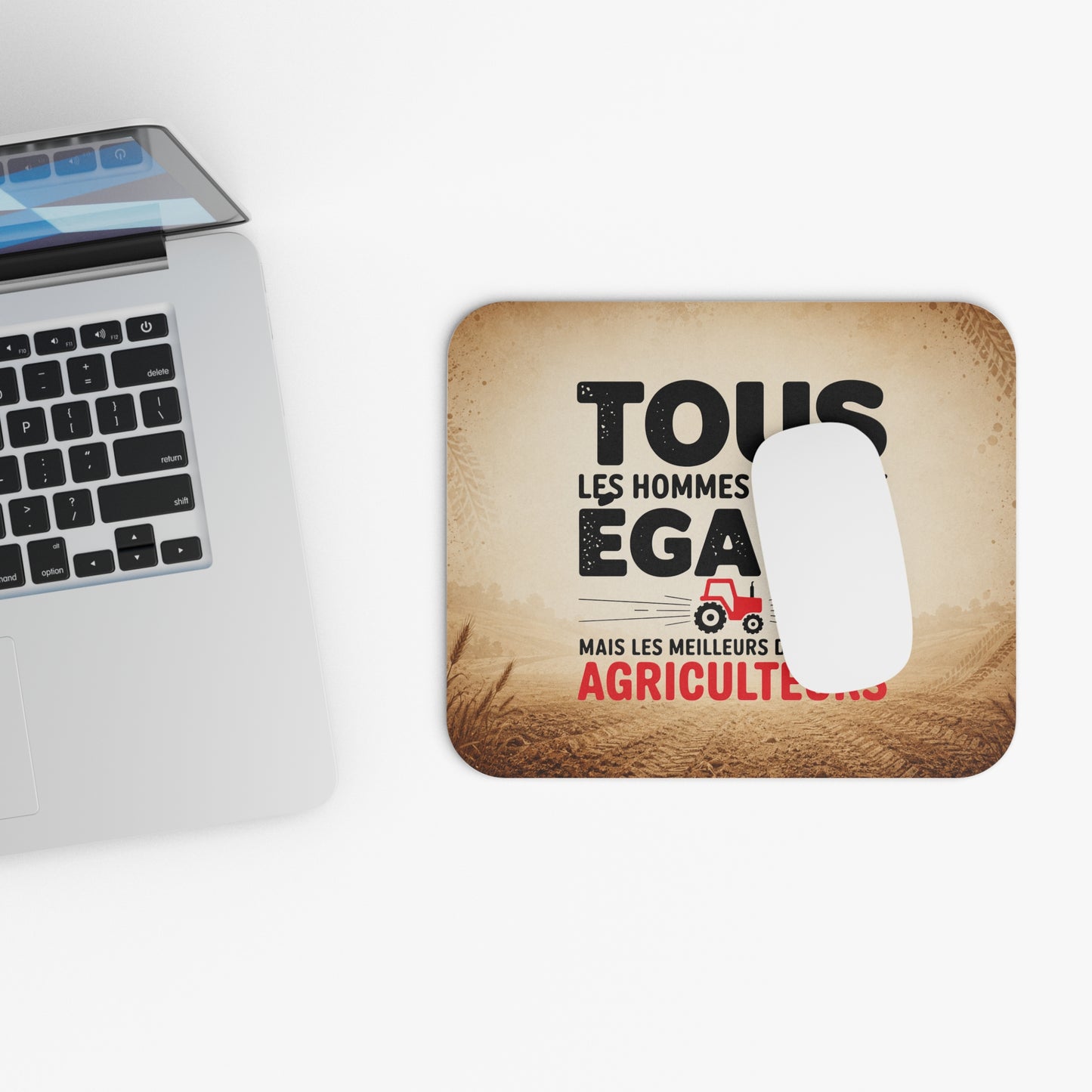 Tapis de Souris 22x18cm Tous les Hommes Naissent Égaux Mais les Meilleurs Deviennent Agriculteurs – Cadeau Humour Agriculteur Homme Bureau
