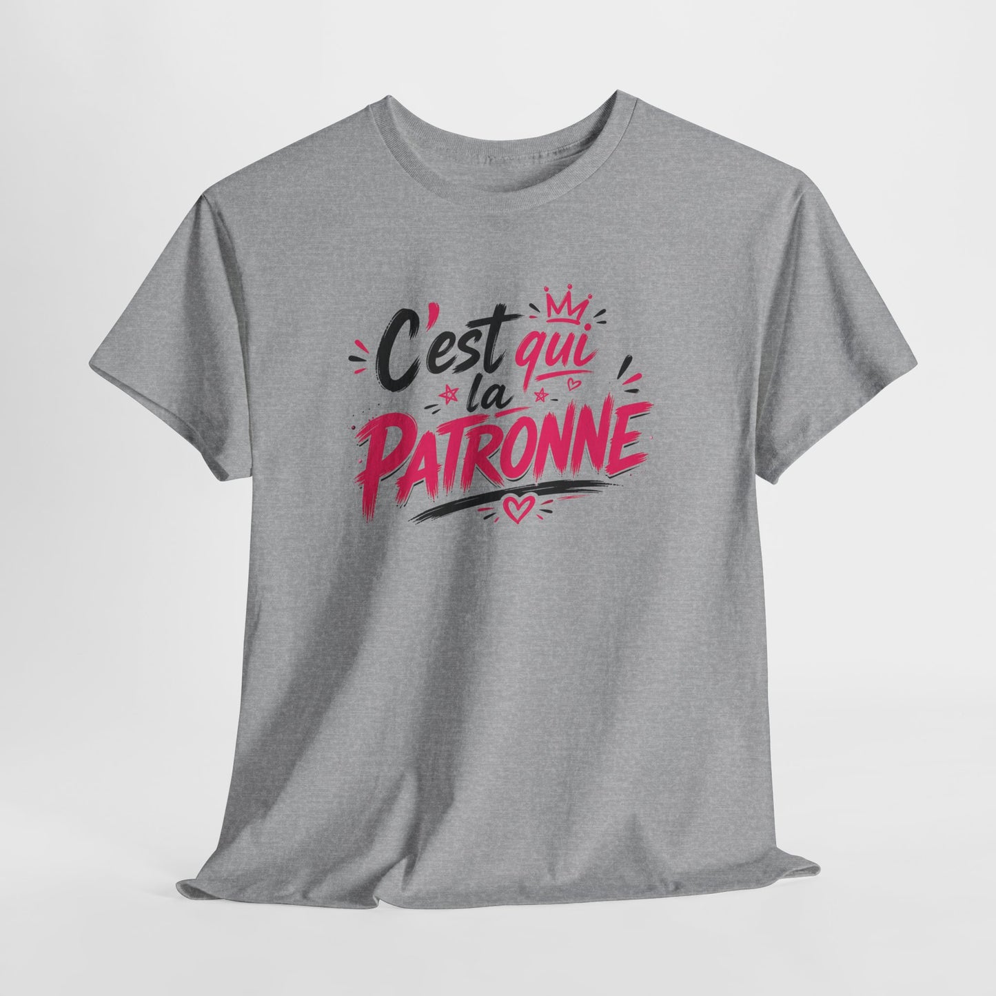 T-Shirt Femme Humour Patronne – C’est Qui La Patronne – Tee Shirt Girl Boss Rose – Cadeau Femme Drôle
