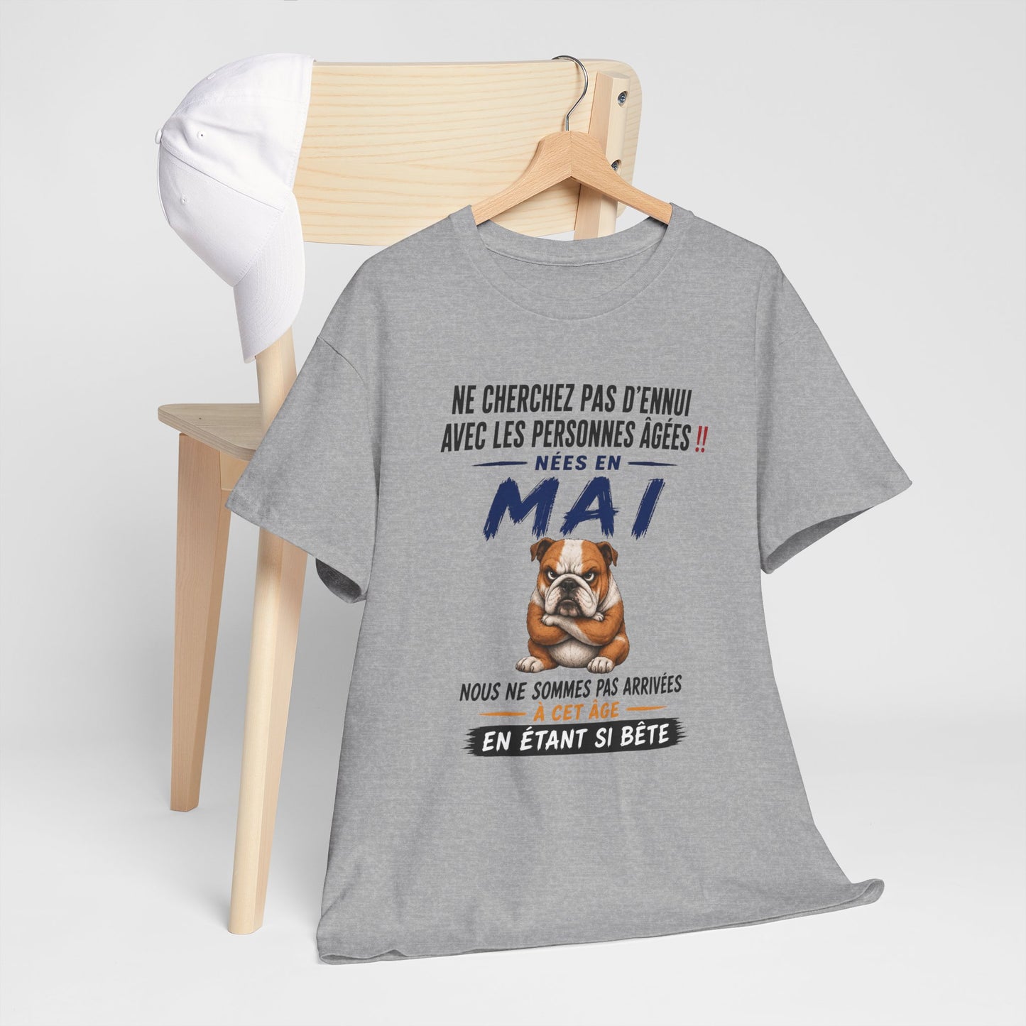 Tee-Shirt Retraité Mai Humour – Cadeau Anniversaire Senior Homme Femme – Bouledogue Drôle Retraite