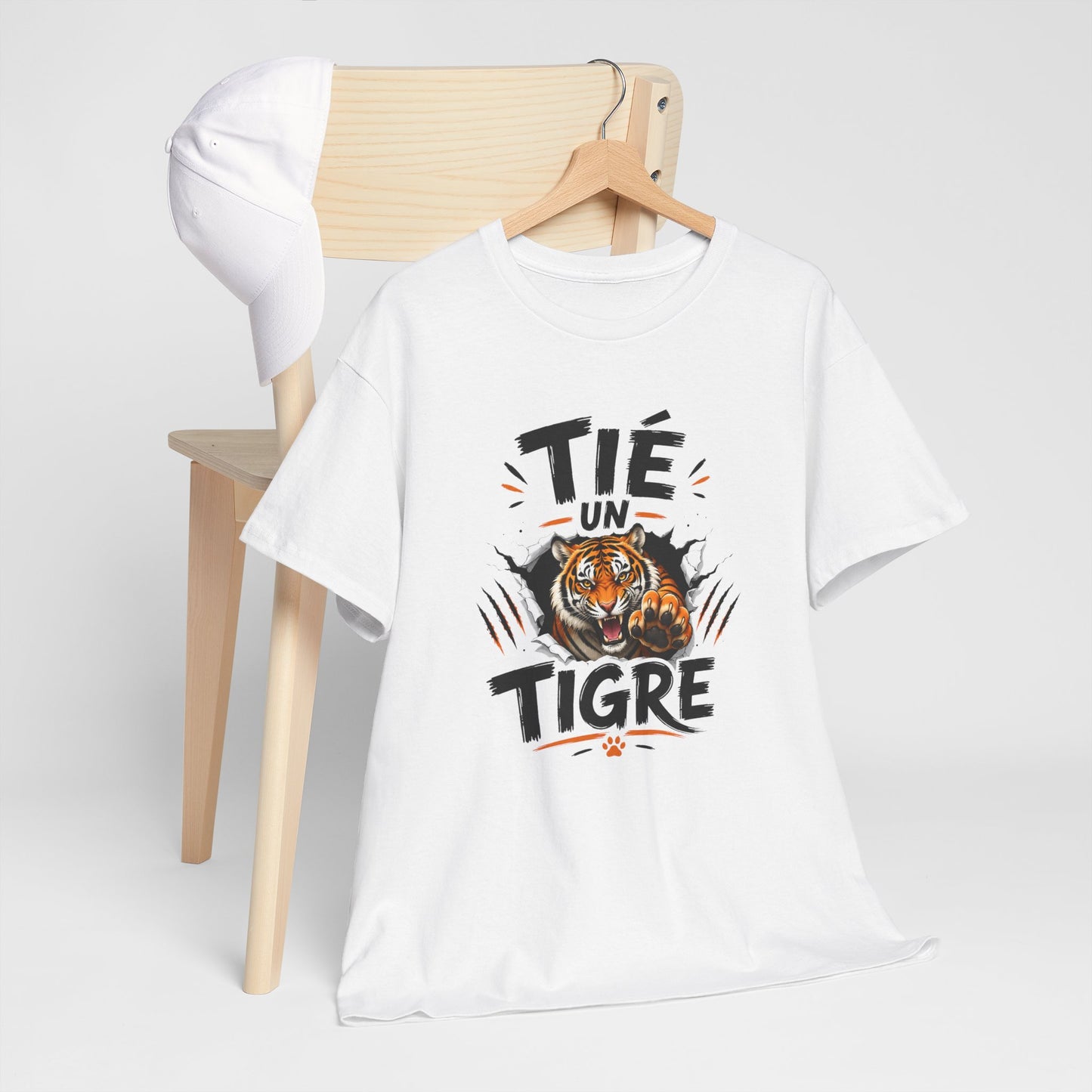 T-Shirt Tié un Tigre Humour Marseille Homme Femme – Expression Marseillaise Drôle – Tee Shirt Tigre Style Urbain