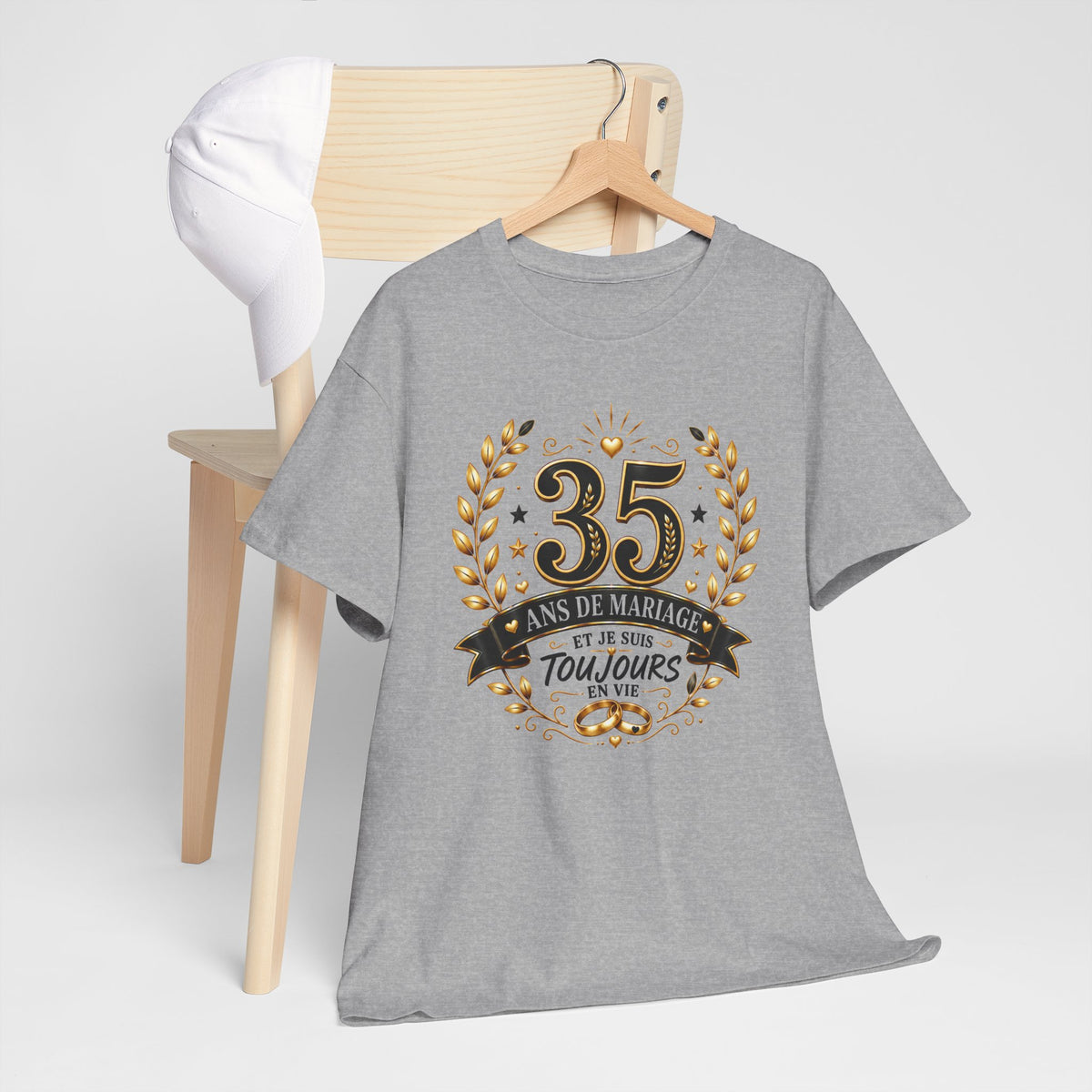 Tee Shirt 35 Ans de Mariage Homme Femme – Toujours en Vie – T-Shirt Humour Anniversaire de Mariage Couple Cadeau Original
