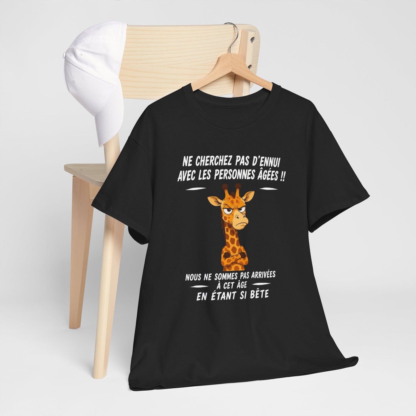 Tee-Shirt Humour Senior Retraité – Cadeau Homme Femme Personne Âgée – Girafe Drôle Anniversaire Retraite