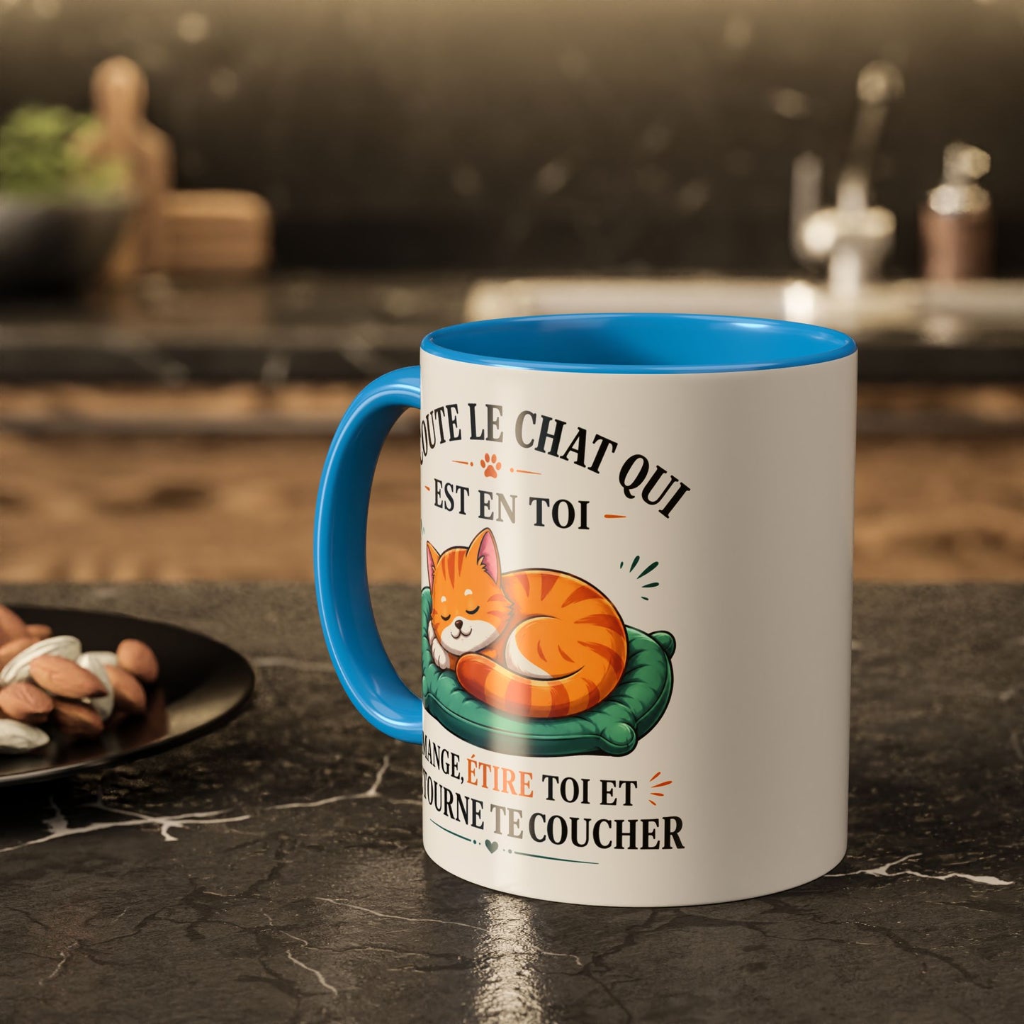 Tasse Écoute Le Chat Qui Est En Toi – Mug Chat Humoristique et Relax – Cadeau Femme Homme Amoureux des Chats 325ml