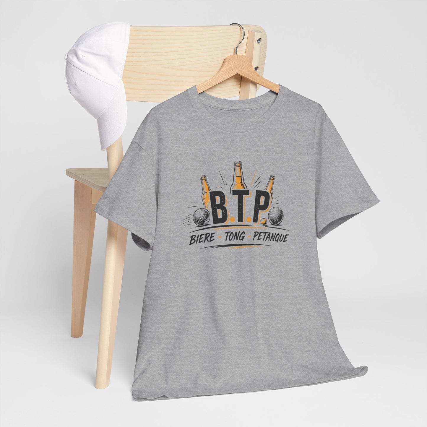 T-Shirt BTP Bière Tong Pétanque Homme Femme – Tee Shirt Humour Apéro Pétanque – Cadeau Été Vacances Noir Blanc Gris