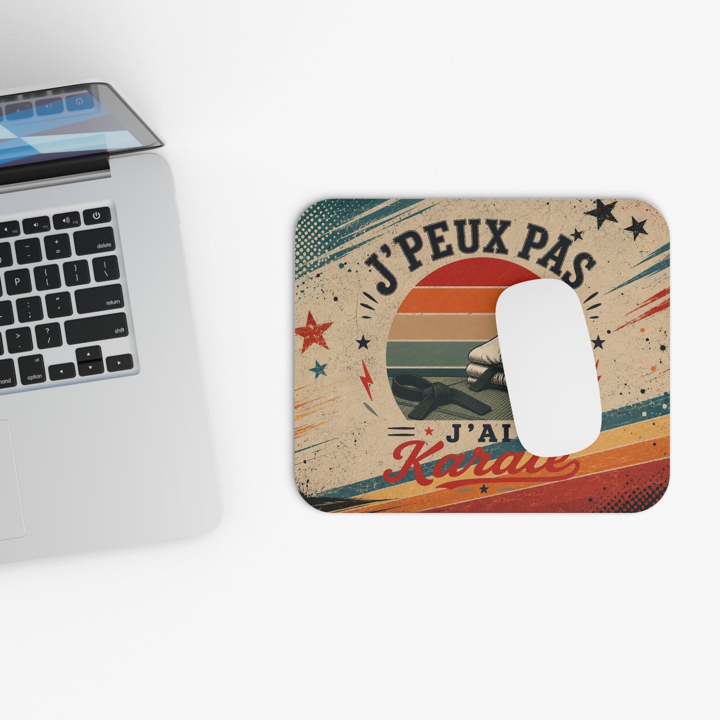 Tapis de Souris J'Peux Pas J'ai Karaté Vintage – Cadeau Karaté Homme et Femme – Accessoire Bureau Gamer Arts Martiaux Original