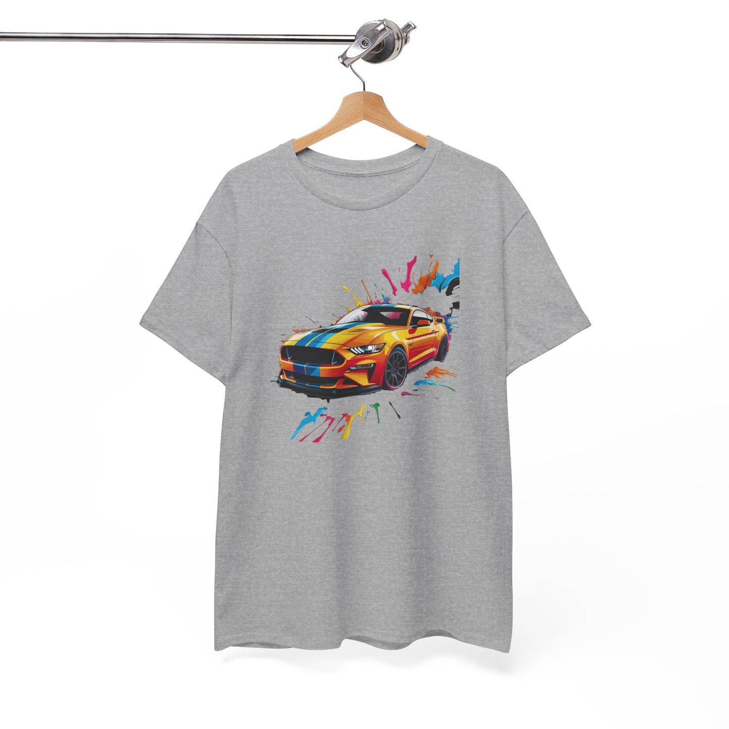 T-Shirt Voiture Sport Colorée – Tee Shirt Muscle Car Street Art – Cadeau Passion Auto Noir Blanc Gris