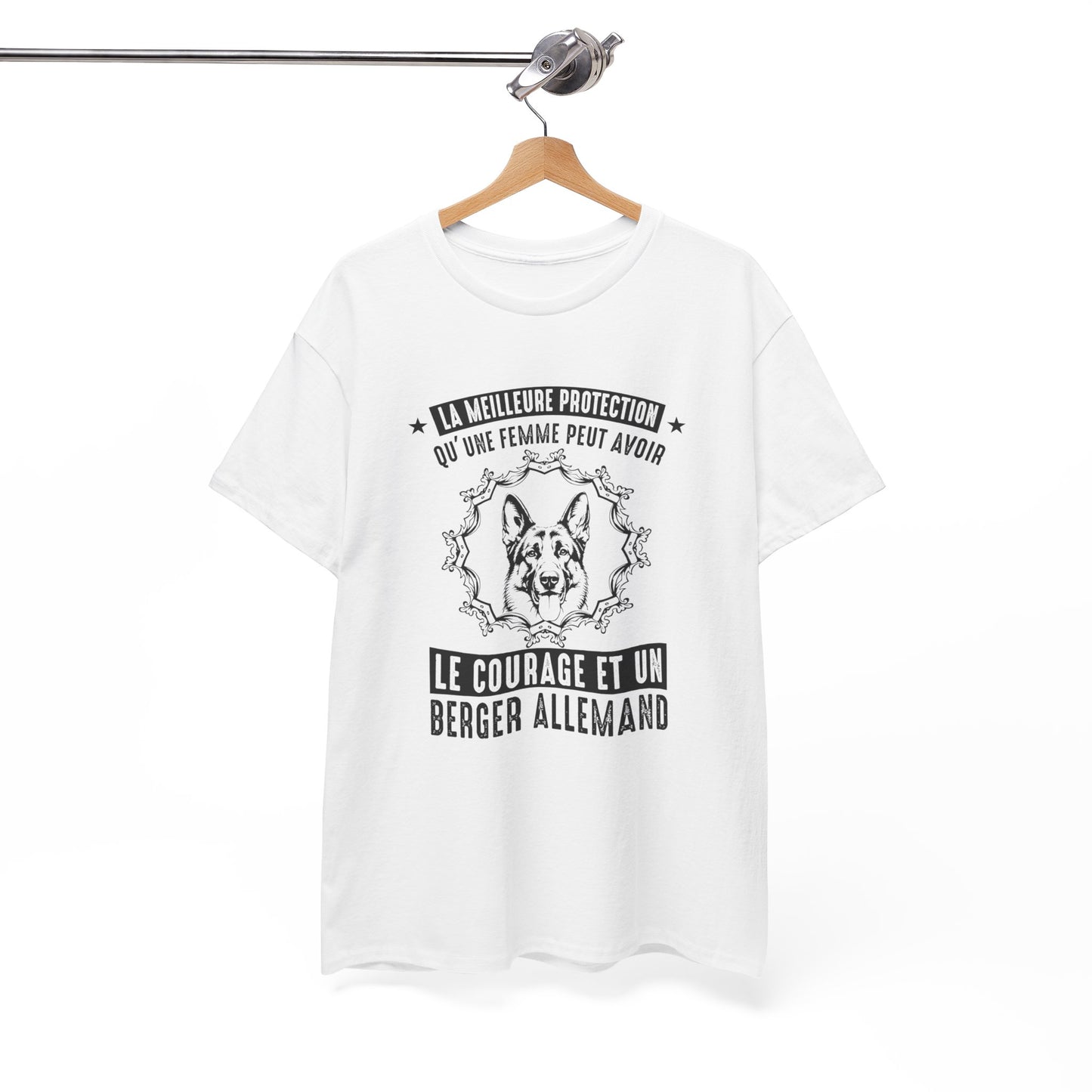 T-Shirt Berger Allemand Femme – Cadeau Amoureuse des Chiens – Chien Protecteur Courageux – Idée Cadeau Maîtresse Berger Allemand