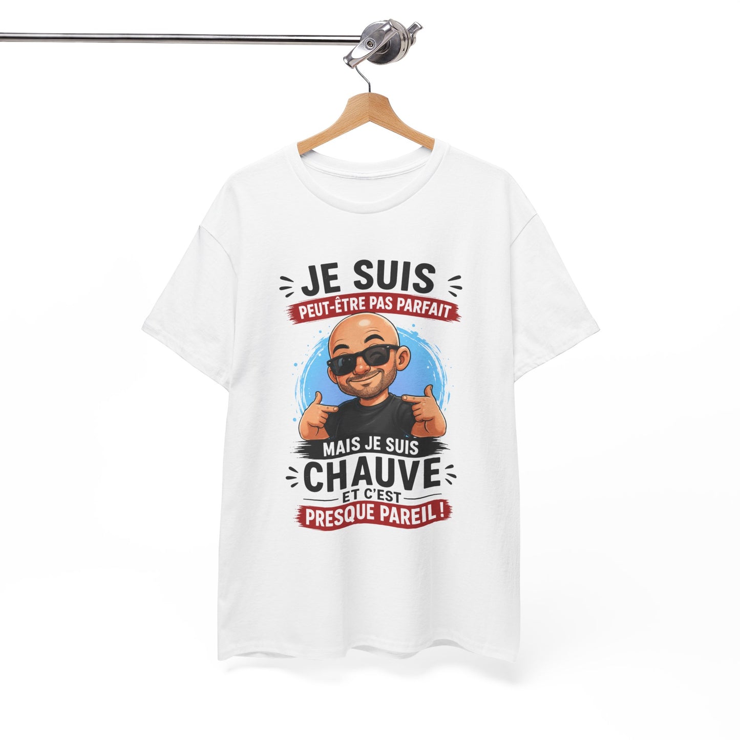 Tee-Shirt Je Suis Peut-Être Pas Parfait Mais Je Suis Chauve Et C’est Presque Pareil – Cadeau Humour Homme Chauve Crâne Rasé Adulte
