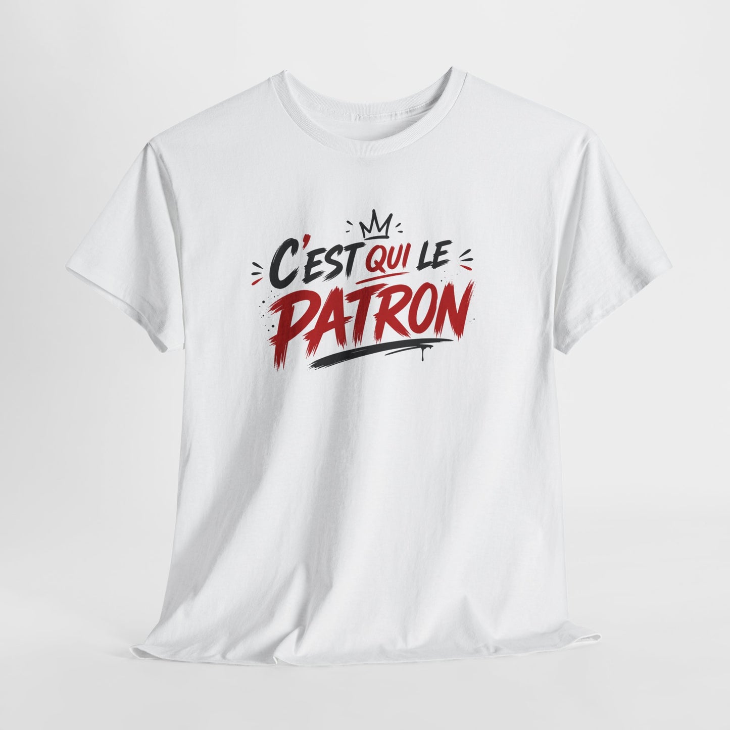T-Shirt Homme C’est Qui Le Patron – Tee Shirt Humour Boss Rouge Blanc – Cadeau Homme Drôle