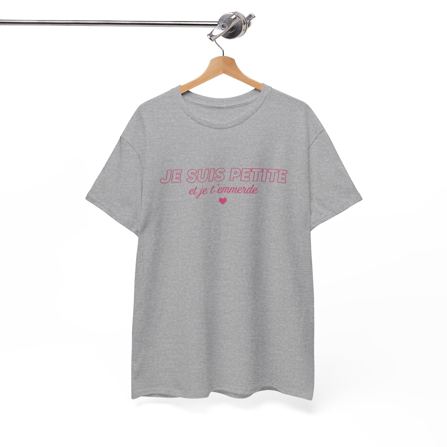 T-Shirt Femme Humour Petite Mais Caractère – Tee Shirt Drôle Girl Power – Cadeau Femme Original
