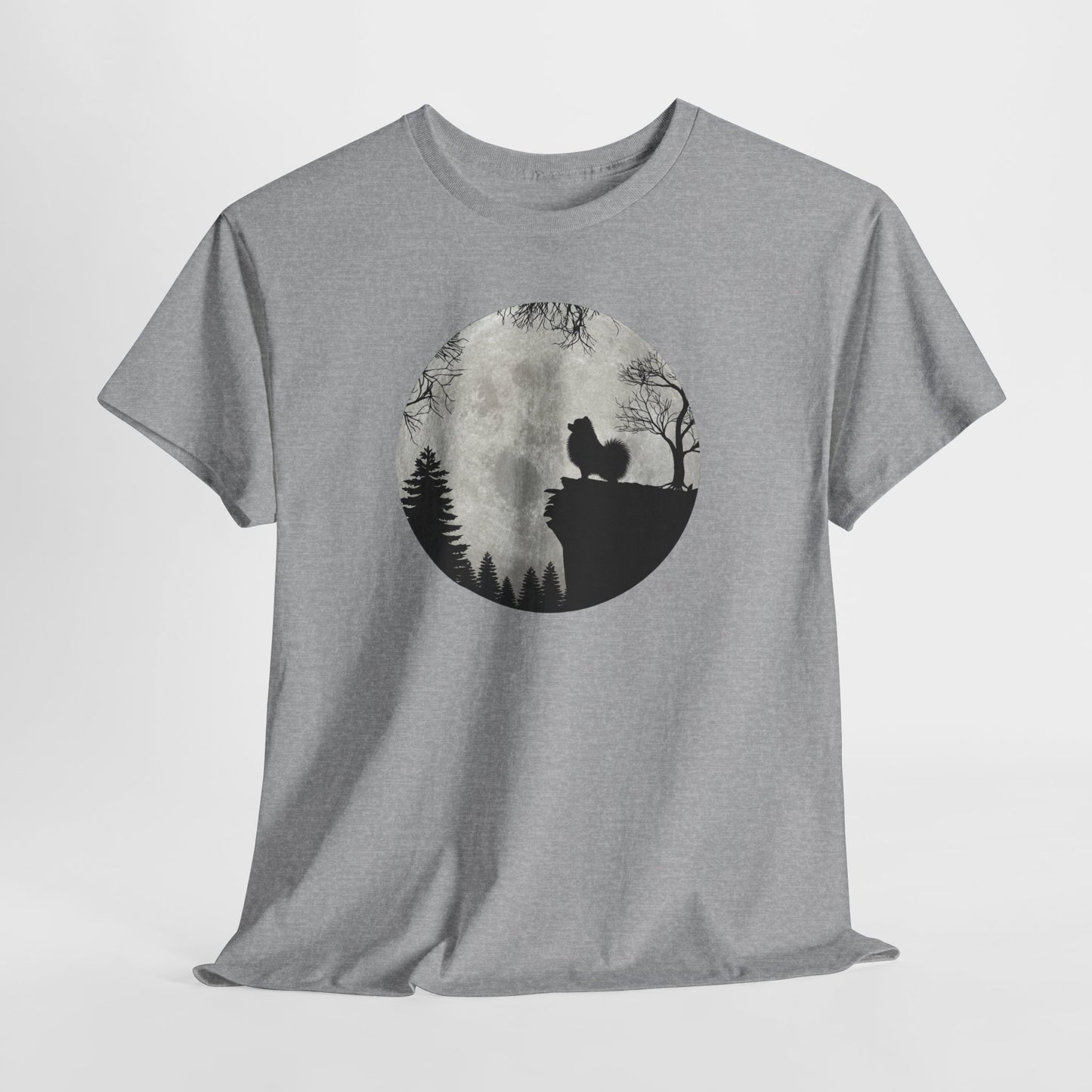 Tee-Shirt Spitz Nain Homme et Femme – Chien Silhouette Pleine Lune Forêt – Cadeau Original Amoureux des Chiens et Nature