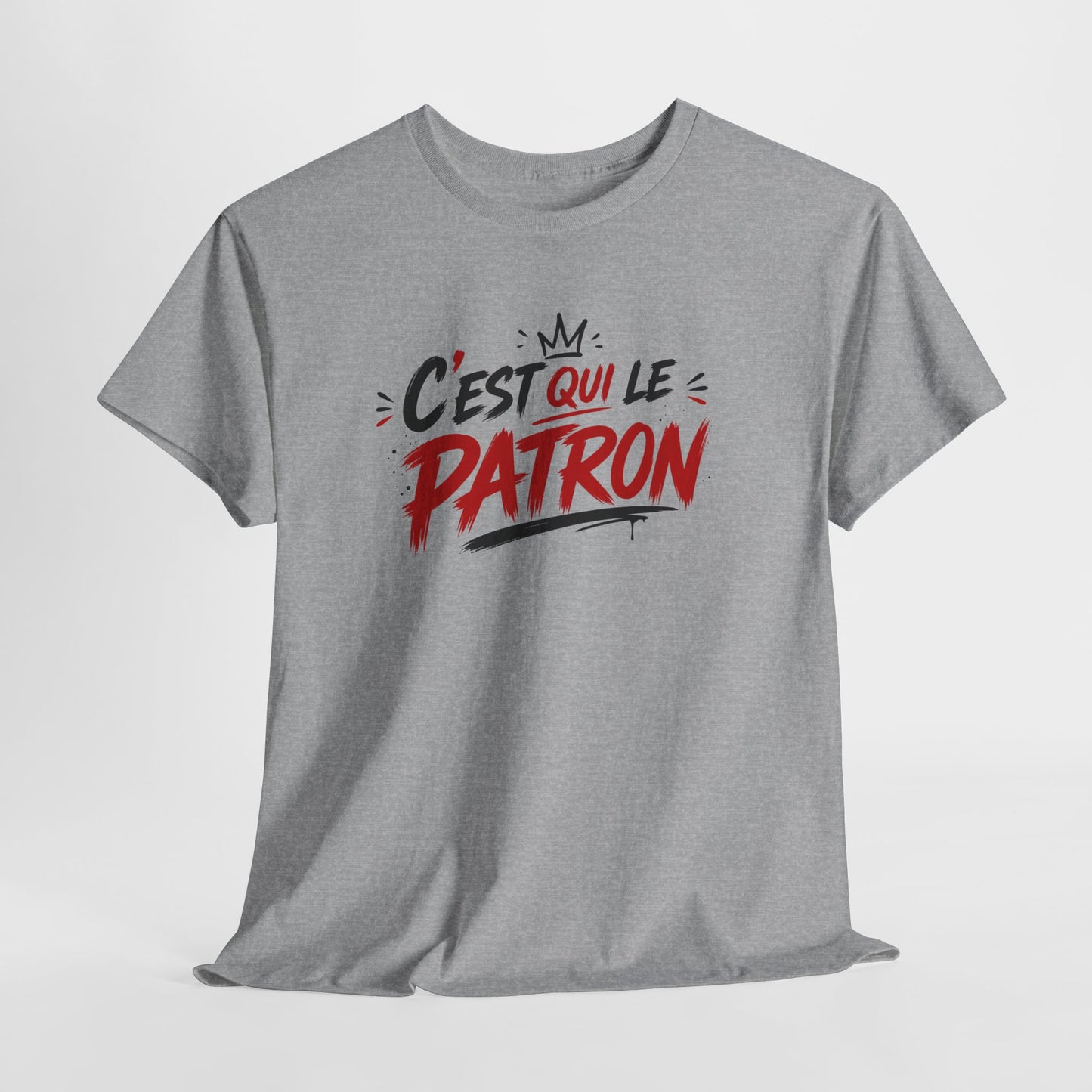 T-Shirt Homme C’est Qui Le Patron – Tee Shirt Humour Boss Rouge Blanc – Cadeau Homme Drôle