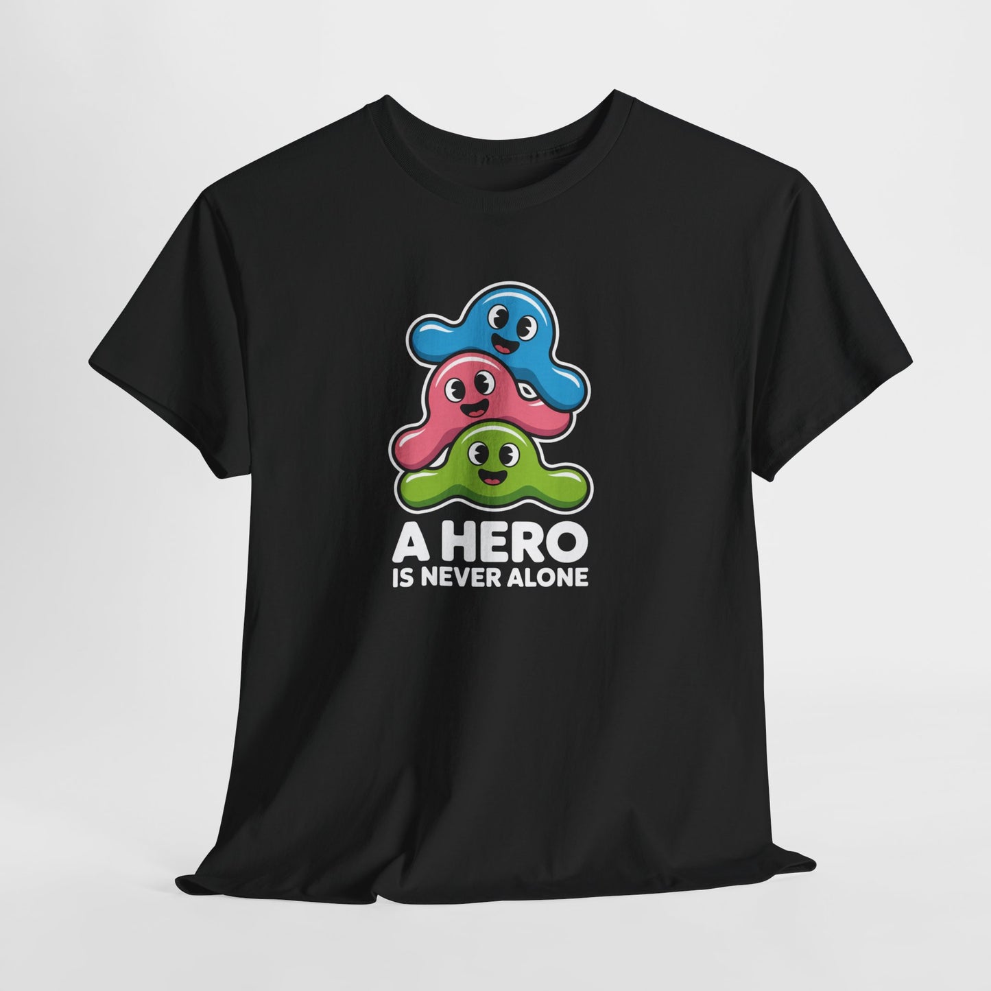 T-Shirt Kawaii Homme Femme – Tee Shirt Cute Hero Never Alone – Cadeau Mignon Positif Noir Blanc Gris