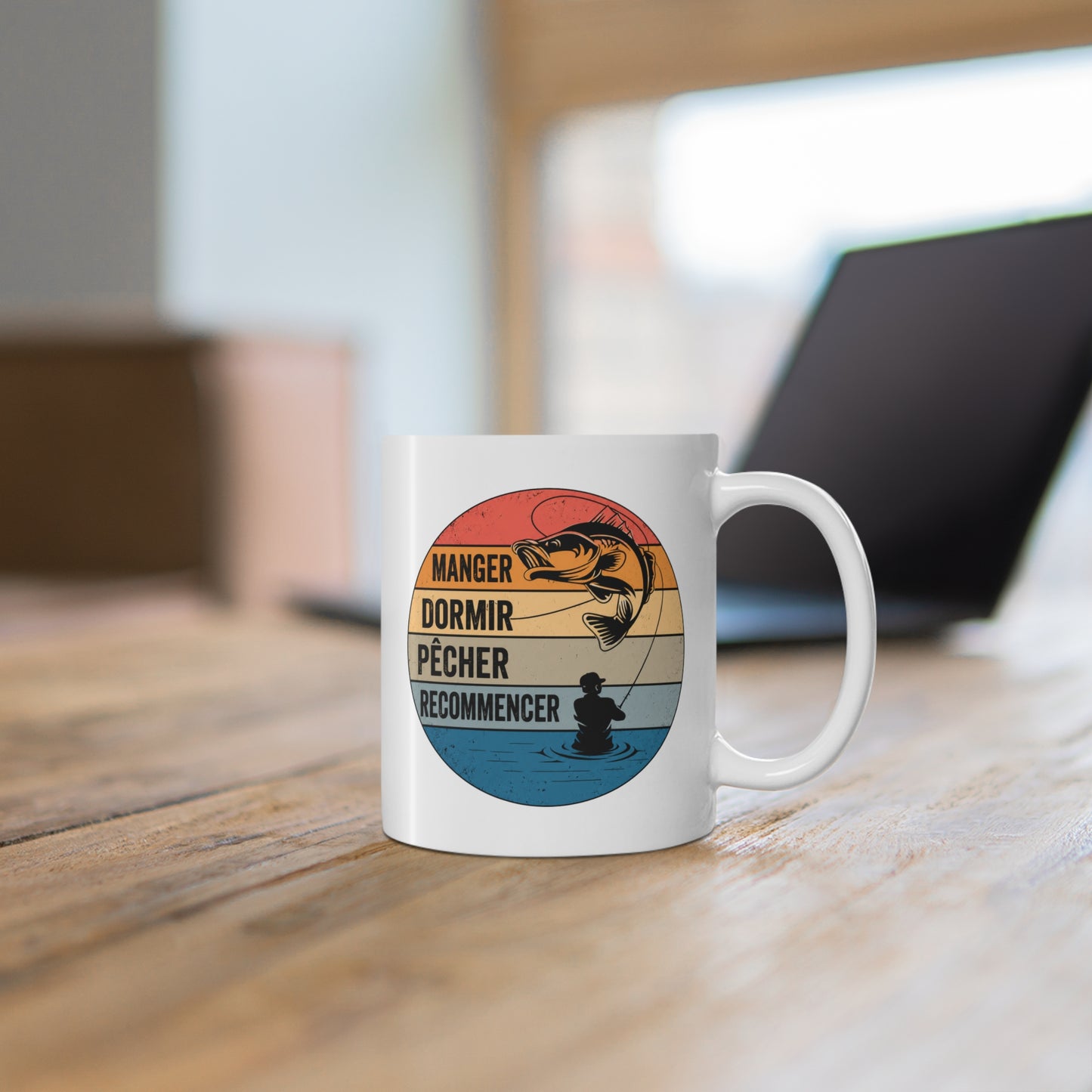 Mug Pêche Vintage – Tasse Pêcheur avec Poisson – Cadeau Homme Passionné de Canne et Loisirs en Plein Air – 325 ml