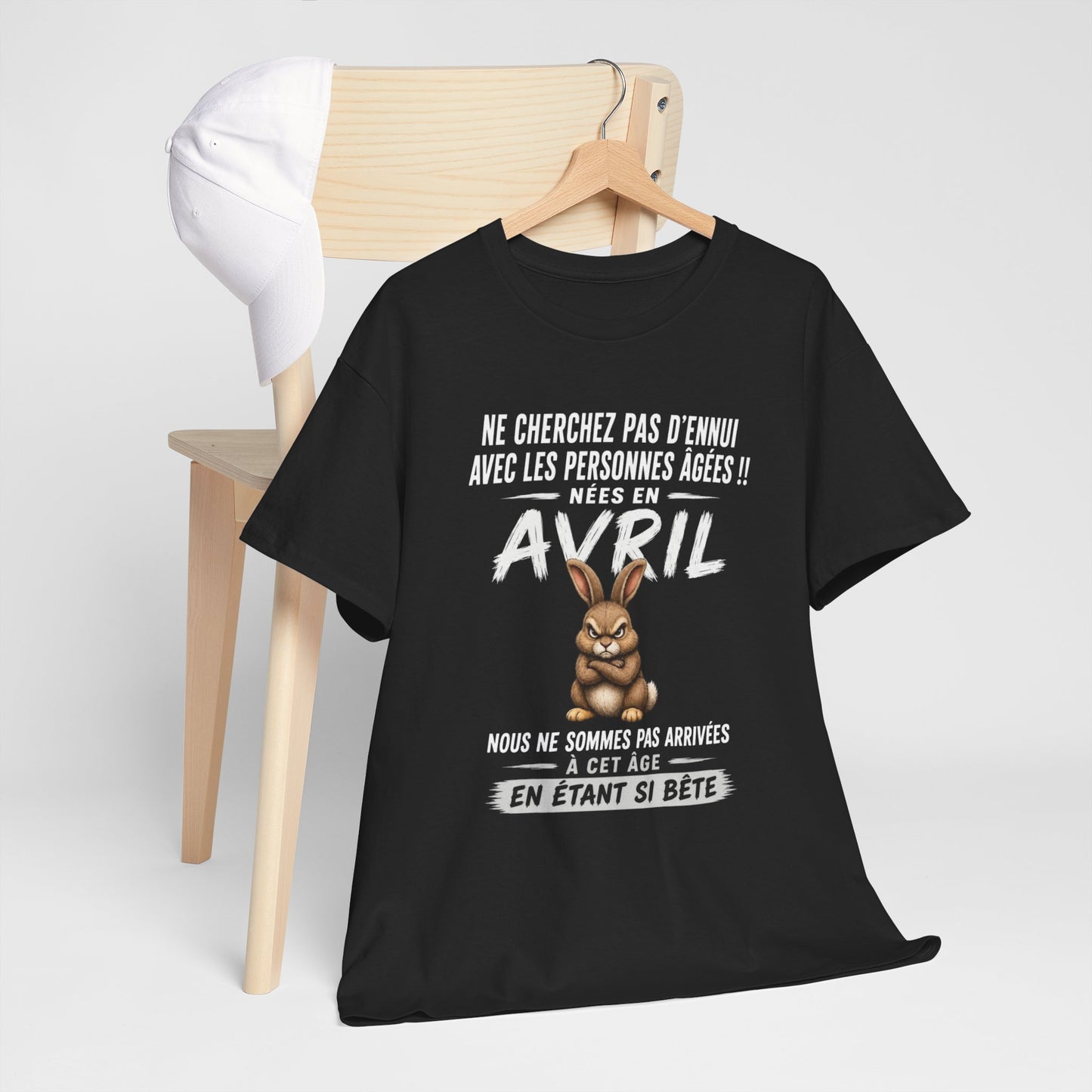Tee-Shirt Retraitée Avril Humour – Cadeau Anniversaire Senior Femme – Lapin Drôle Retraite