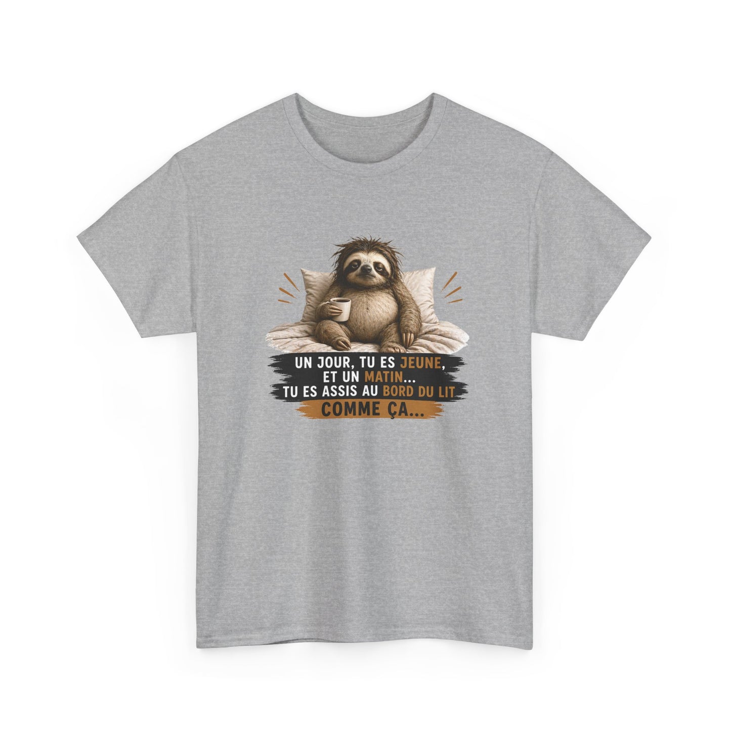 T-Shirt Humour Vieillesse Un Jour Tu Es Jeune Et Un Matin Tu Es Assis Comme Ça – Tee Shirt Paresseux Fatigue Réveil Matin Cadeau Homme Femme