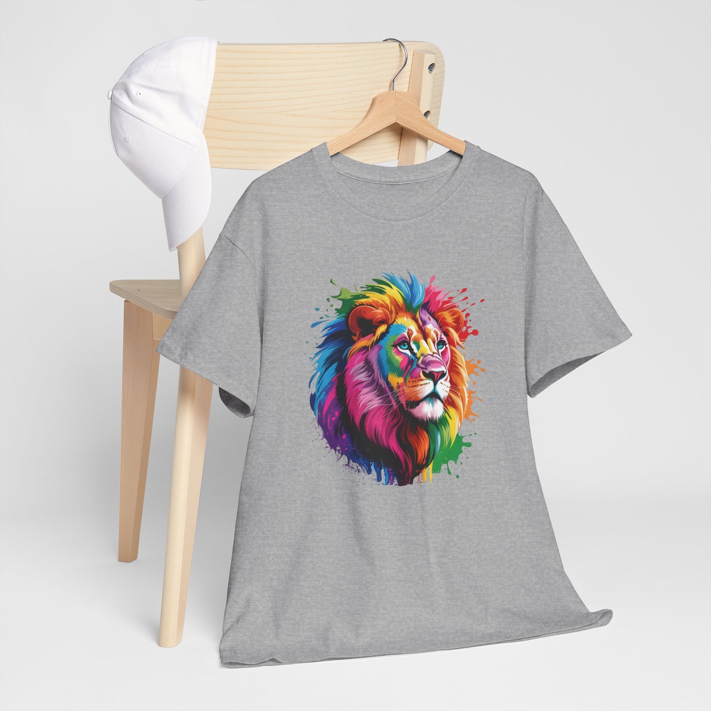 T-Shirt Lion Multicolore Style Peinture – Tee Shirt Animal Sauvage Artistique – Cadeau Lion Coloré Tendance Noir Blanc Gris