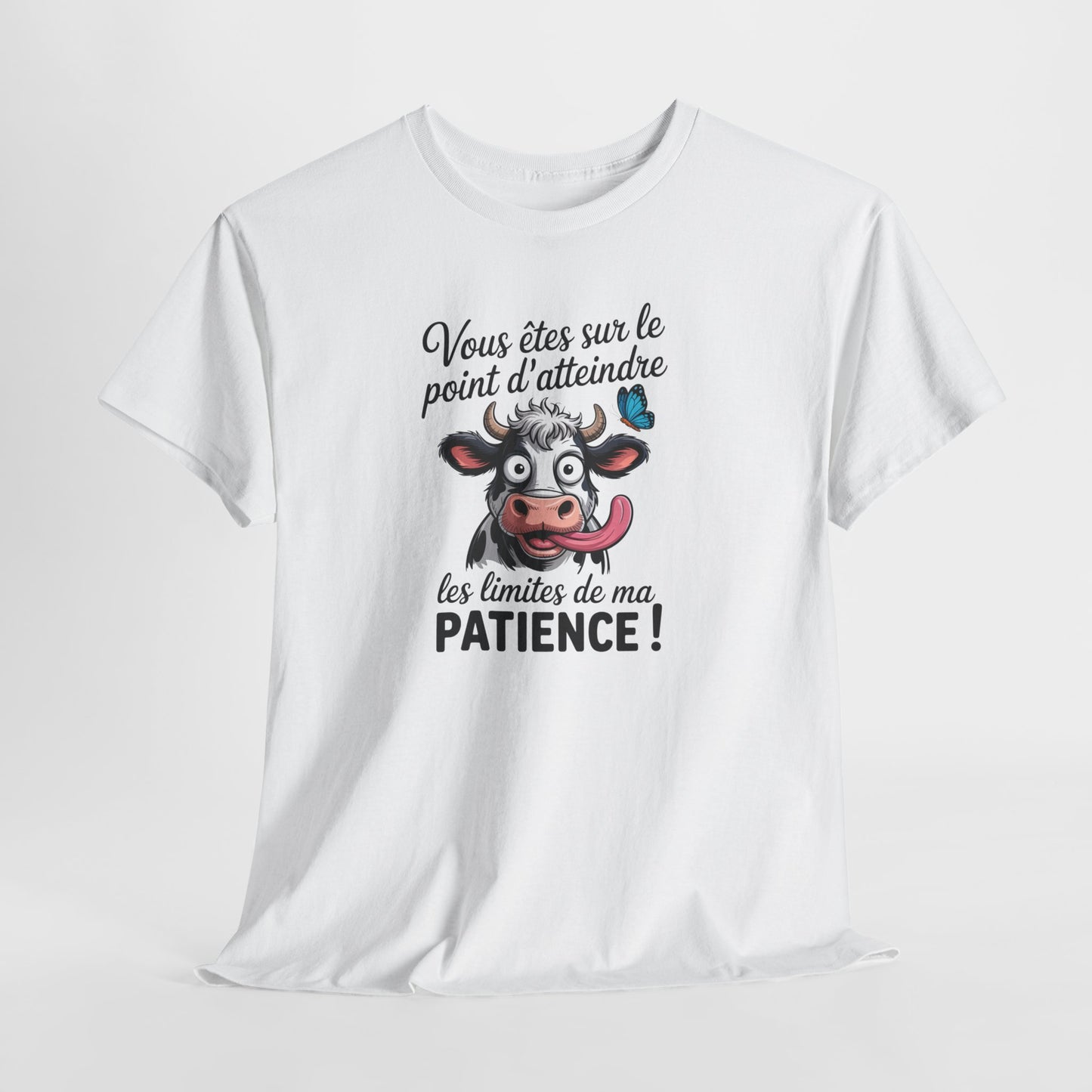 T-Shirt Humoristique Vache Patience – Tee Shirt Drôle Adulte Homme Femme – Cadeau Humour Animal – Noir Blanc Gris