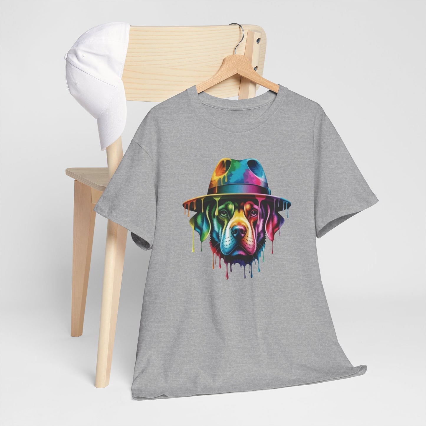 T-Shirt Chien Coloré avec Chapeau – Tee Shirt Art Urbain Peinture Dripping – Cadeau Original Style Streetwear Noir Blanc Gris