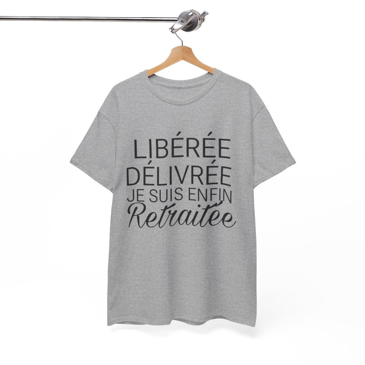 Tee shirt Femme libérée délivrée Retraitée Idée cadeau humour drôle amusant