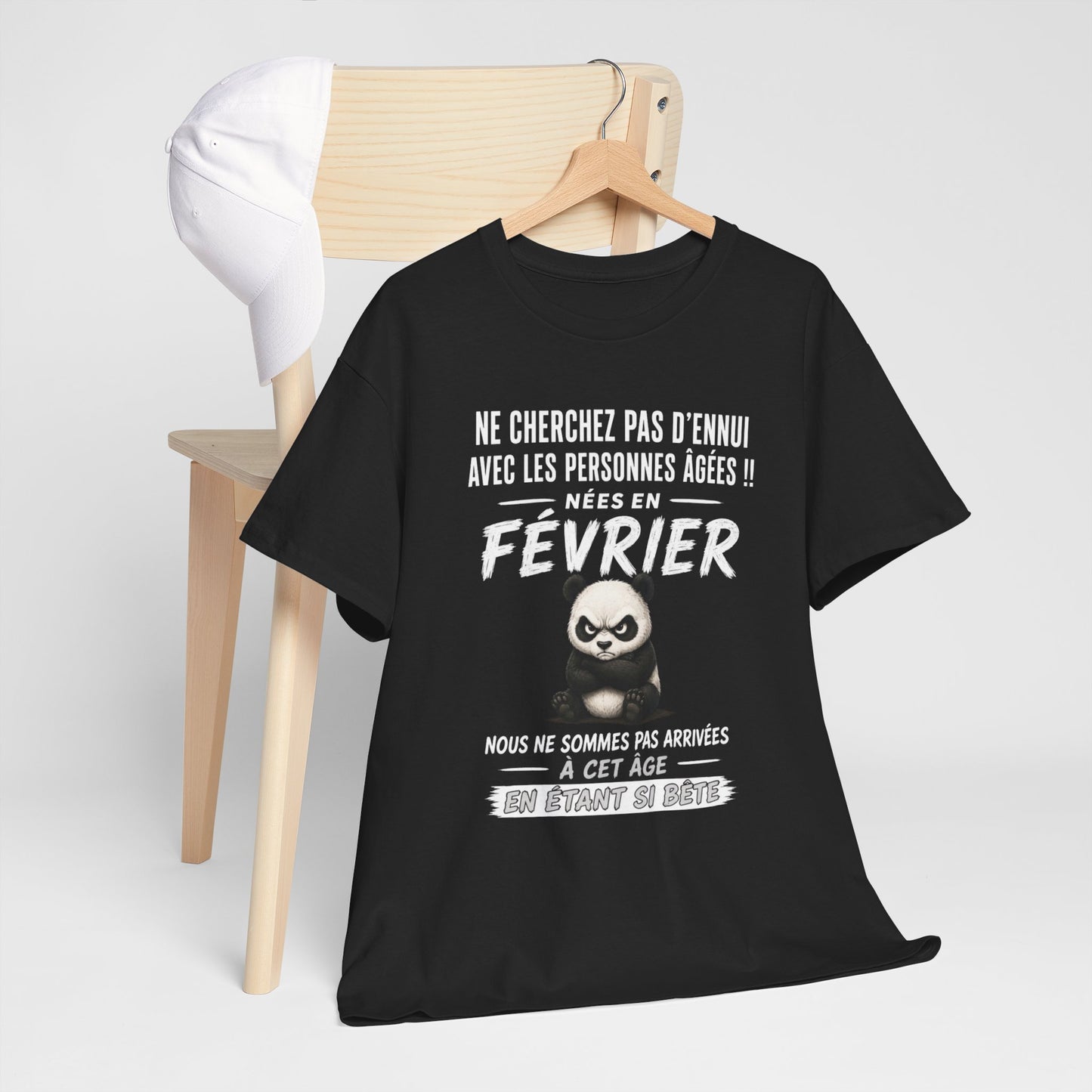 Tee-Shirt Retraité Février Humour – Cadeau Anniversaire Senior Homme Femme – Panda Drôle Retraite