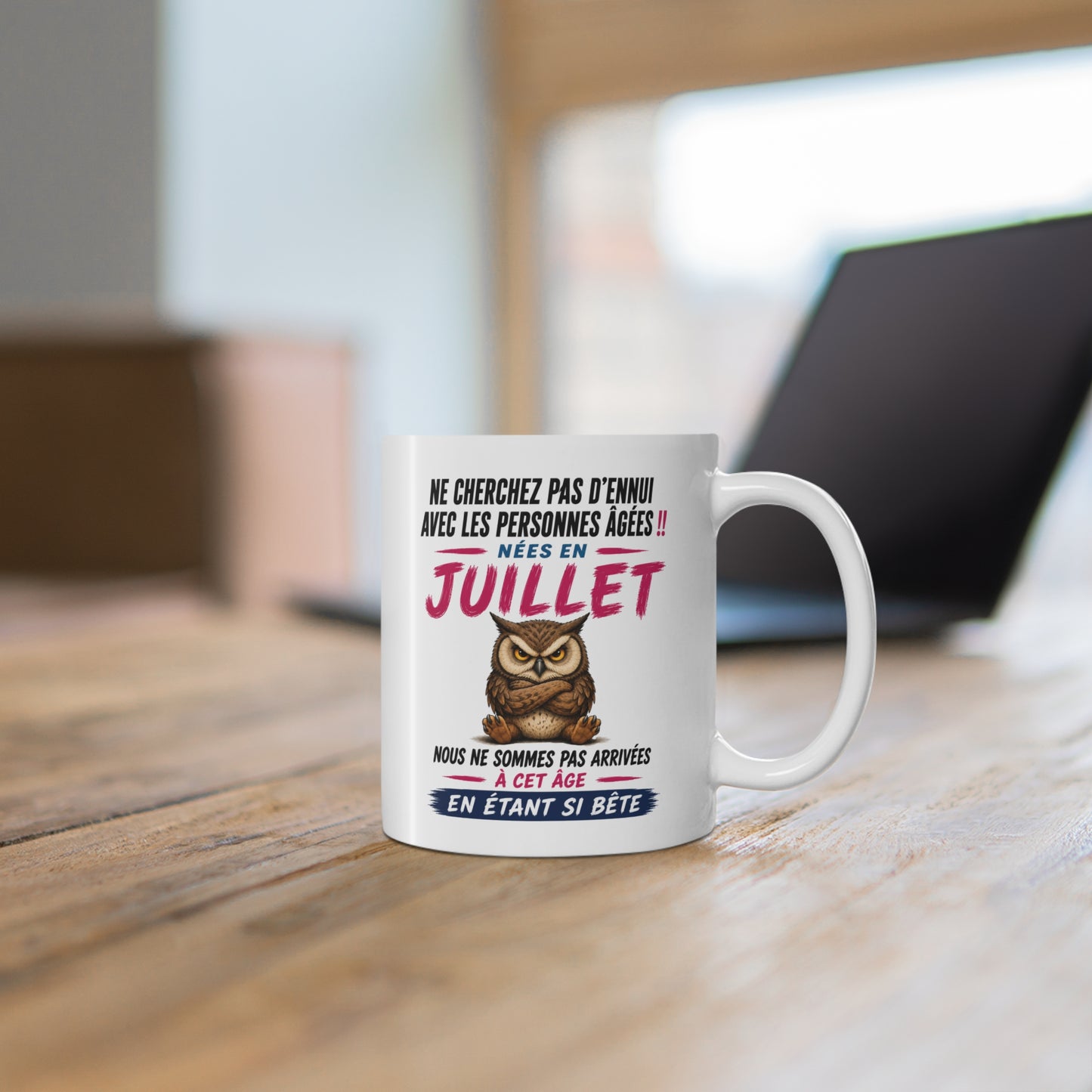 Tasse Retraite Juillet Humour – Mug Personne Âgée Hibou Drôle – Cadeau Retraité 325ml