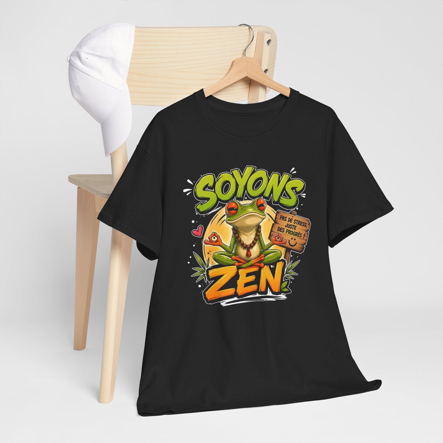 Tee-Shirt Soyons Zen Pas de Stress Juste des Progrès – Grenouille Méditation Yoga Humour – Cadeau Homme Femme Bien-Être