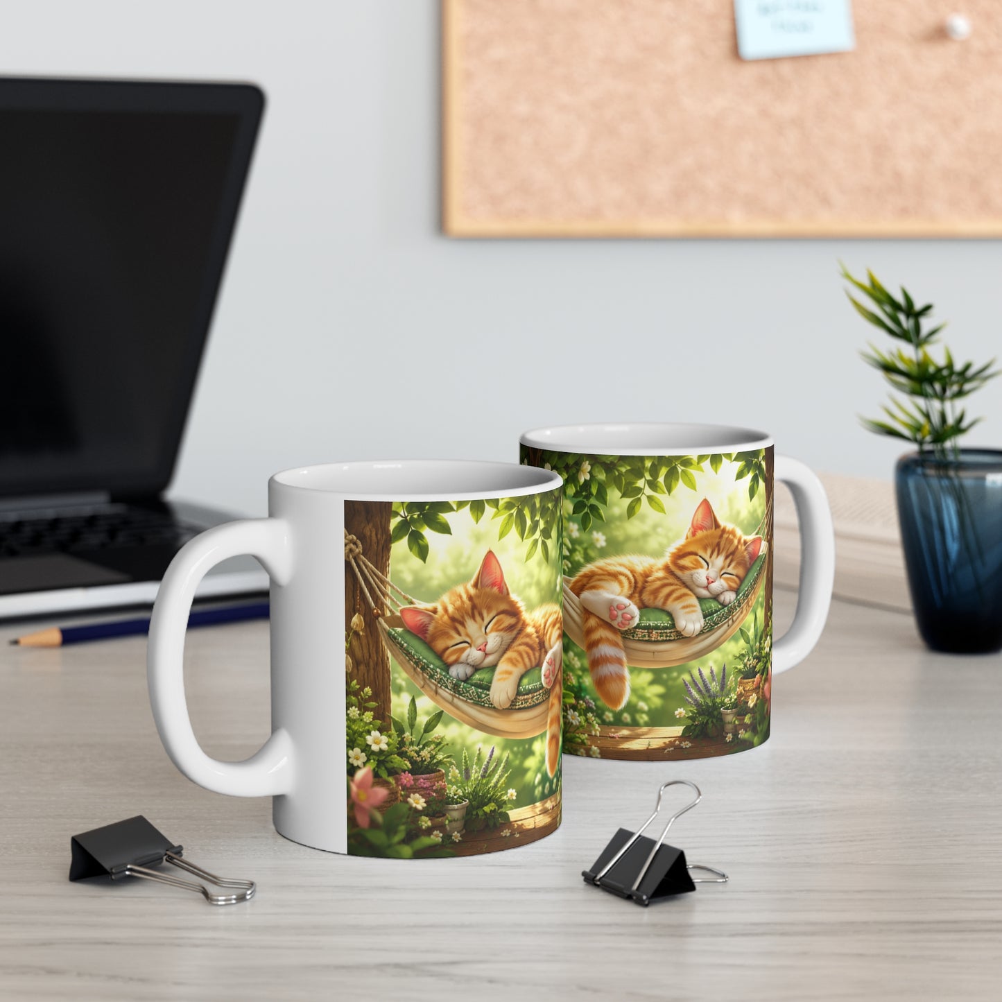 Tasse Chaton Endormi dans Hamac – Mug Chat Kawaii Relaxation – Cadeau Original Animal Mignon 325ml