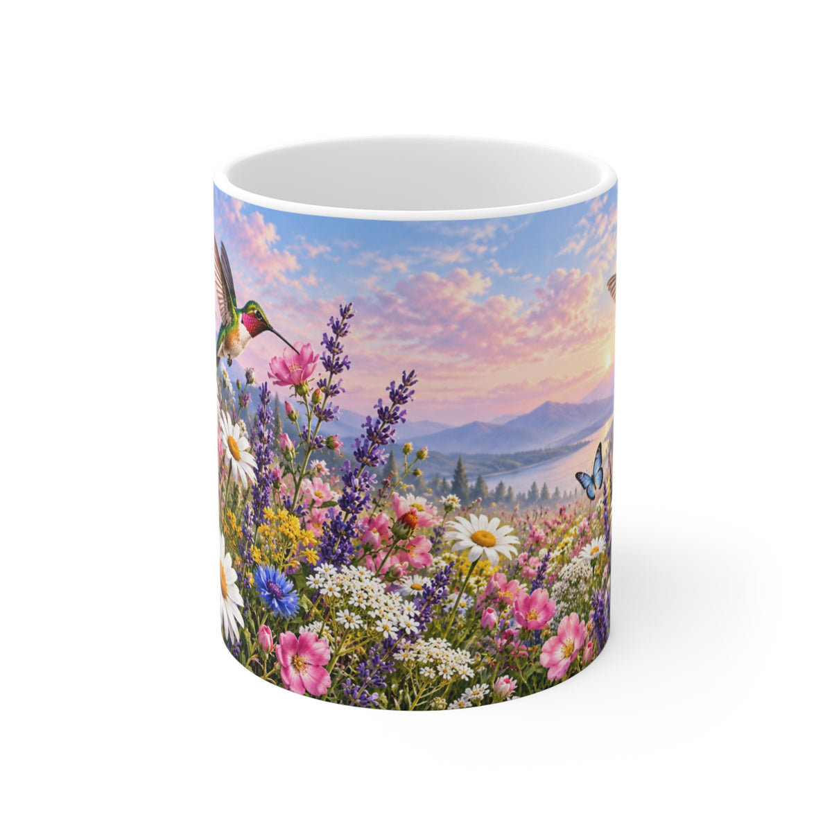 Mug Colibris et Papillons dans un Jardin Fleuri – Tasse Paysage Printanier avec Lavande, Marguerites et Montagnes – Cadeau Original Nature