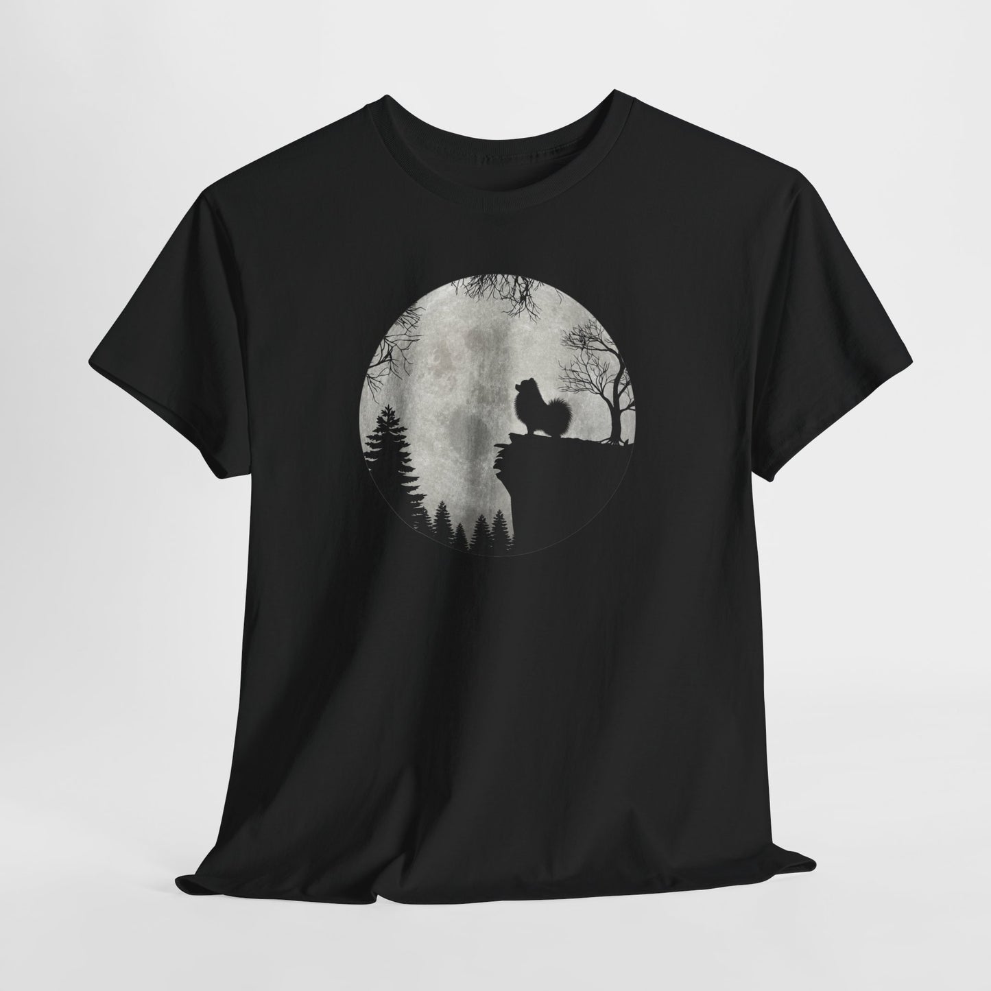 Tee-Shirt Spitz Nain Homme et Femme – Chien Silhouette Pleine Lune Forêt – Cadeau Original Amoureux des Chiens et Nature
