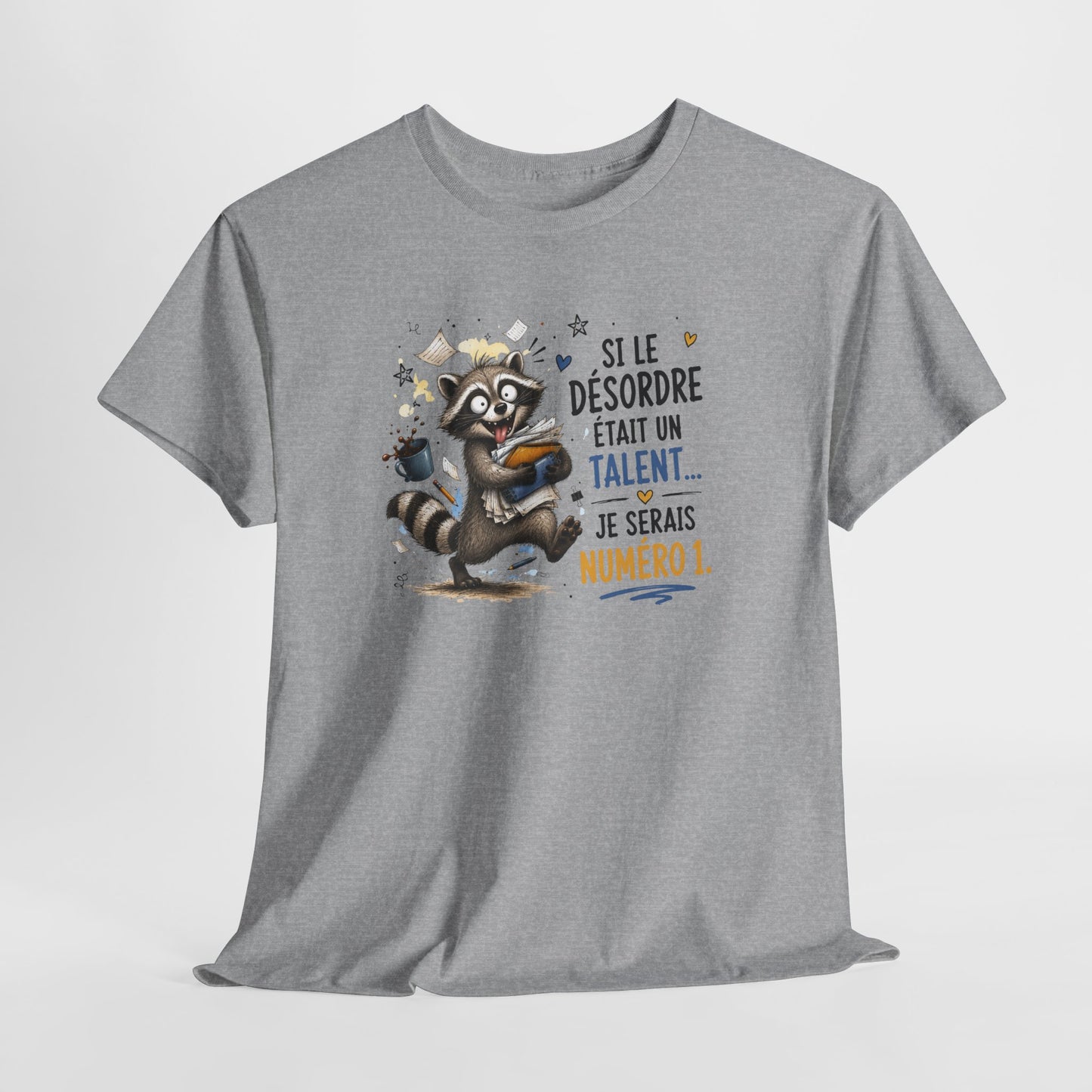 Tee-Shirt Humour Homme et Femme – Raton Laveur Drôle Désordre Bureau Travail – Idée Cadeau Original Collègue Anniversaire