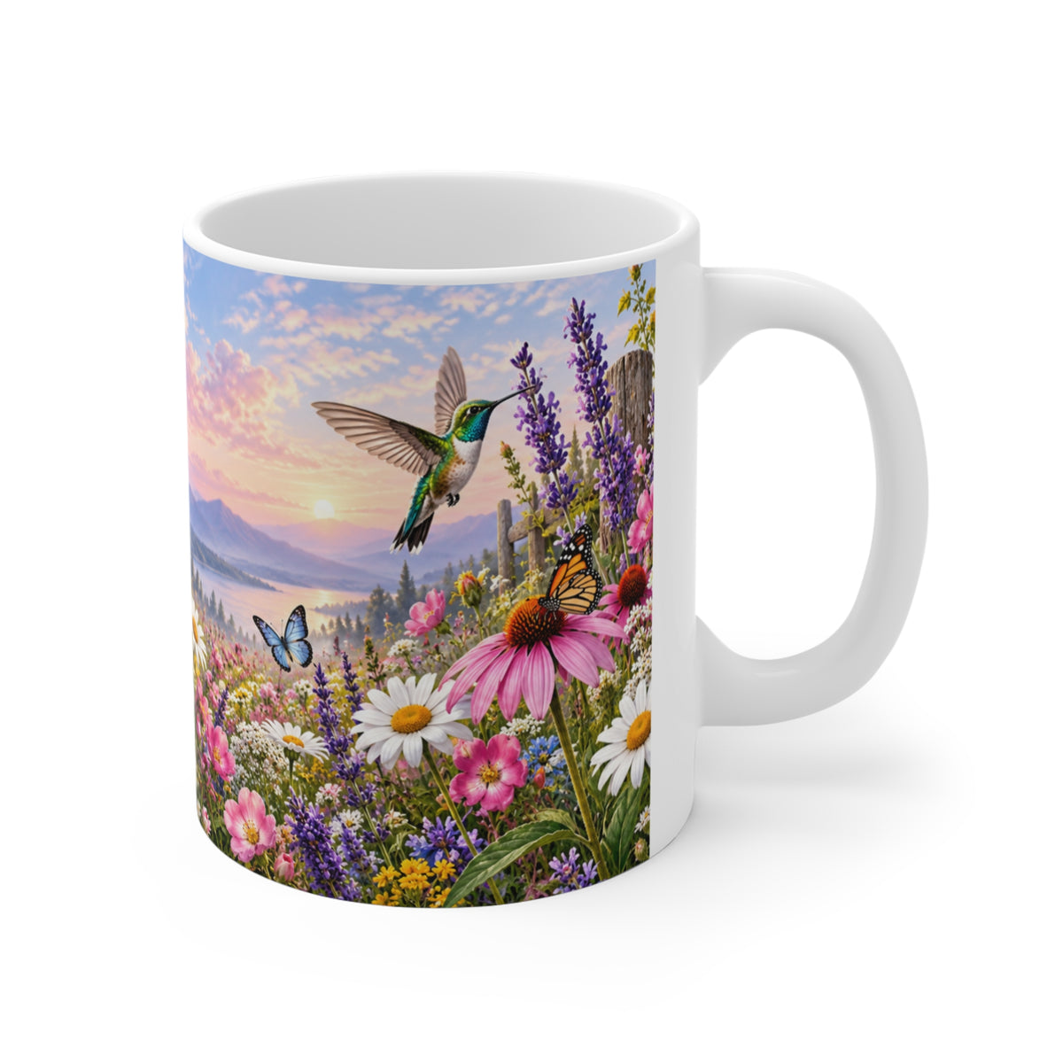 Mug Colibris et Papillons dans un Jardin Fleuri – Tasse Paysage Printanier avec Lavande, Marguerites et Montagnes – Cadeau Original Nature