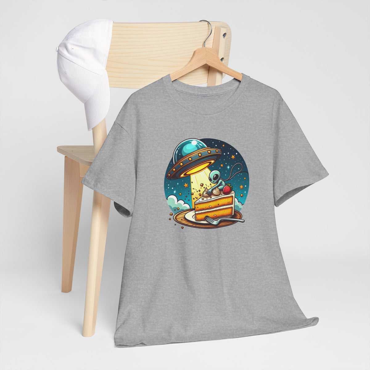 Tee Shirt Alien Gourmand Homme Femme – T-Shirt Extraterrestre Gâteau Fraise OVNI – Espace Humour – Idée Cadeau Originale