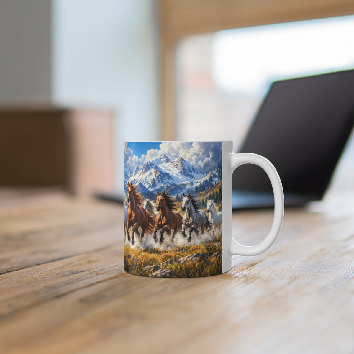 Mug Chevaux au Galop dans les Montagnes – Tasse Paysage Nature avec Troupeau de Chevaux – Cadeau Original Amoureux des Chevaux