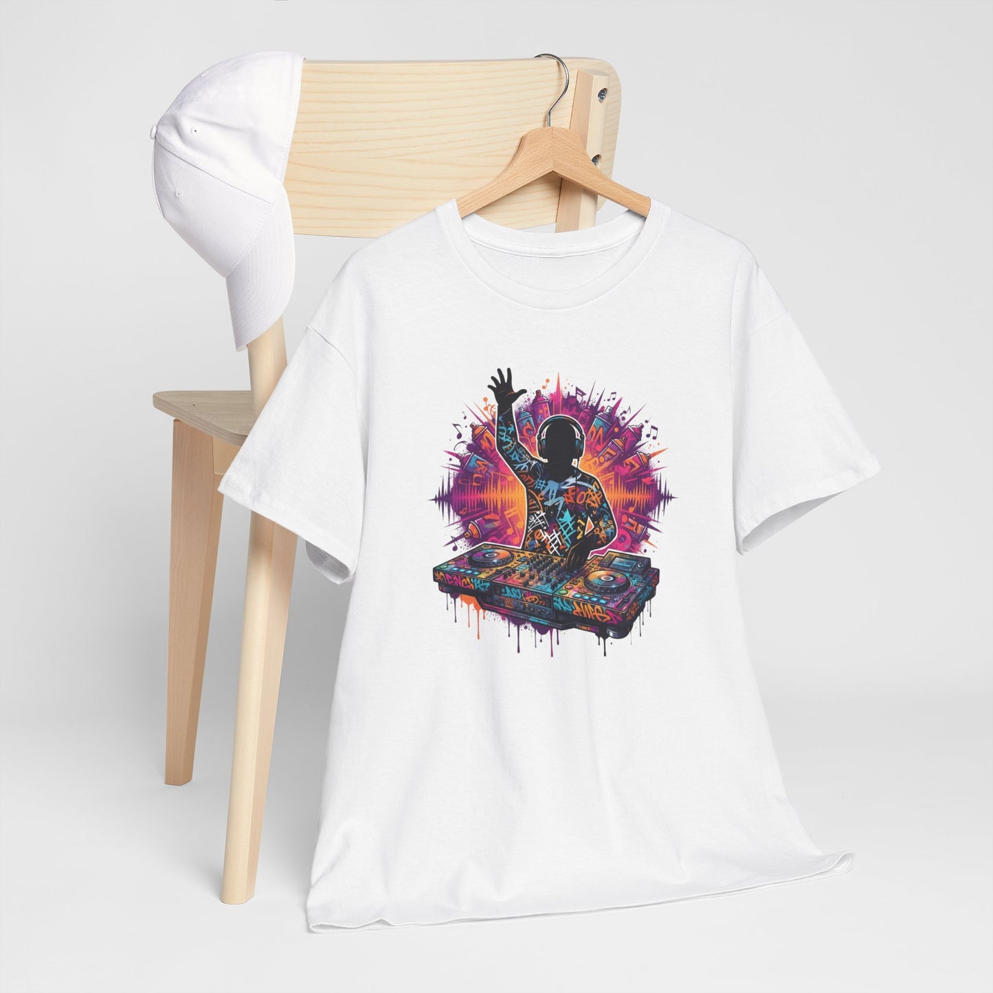 Tee-Shirt DJ Homme et Femme – Cadeau Disc Jockey Musique Électronique – Platine Mixage Casque Soirée Festival Idée Cadeau Originale