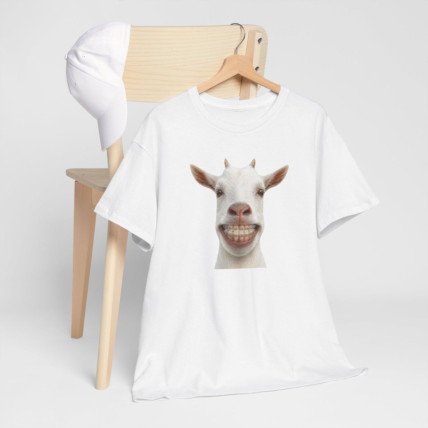 Tee-Shirt Humour Homme et Femme – Chèvre Drôle avec Appareil Dentaire – Idée Cadeau Original Animal Ferme Anniversaire