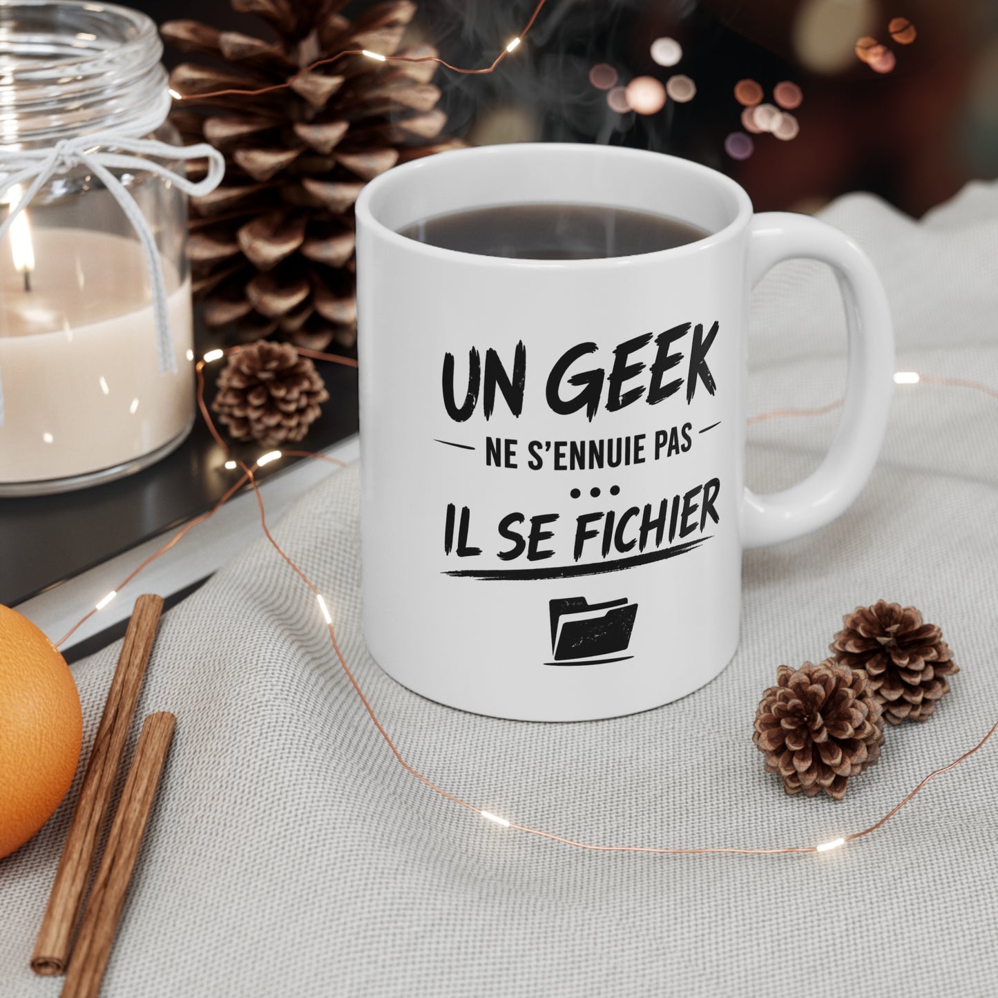 Tasse Geek Humour – Mug Un Geek Ne S’Ennuie Pas Il Se Fichier – Cadeau Informatique Gamer Développeur 325ml