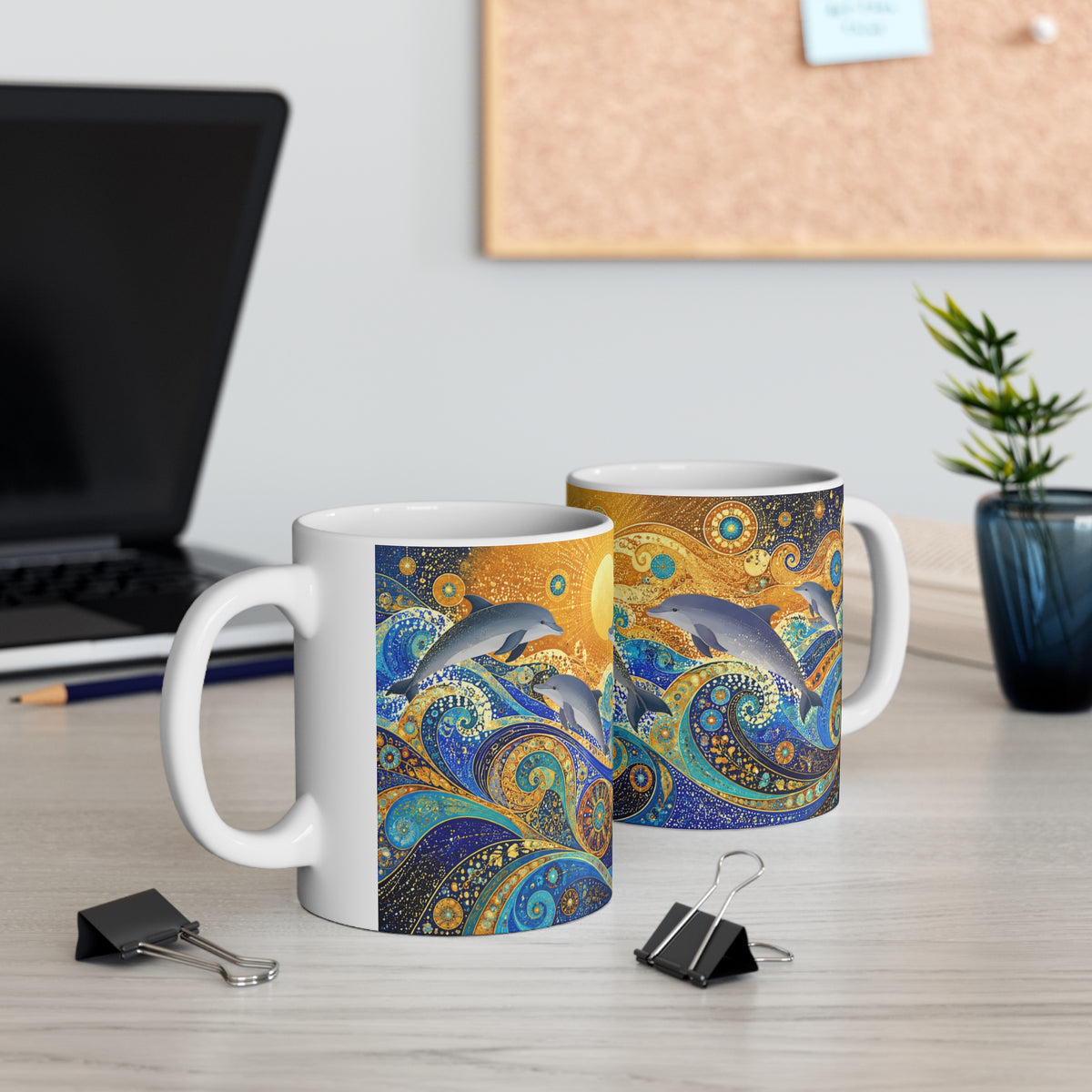 Mug Dauphins dans les Vagues Bleu et Or – Tasse Océan Style Artistique avec Soleil Doré – Cadeau Original Amoureux de la Mer